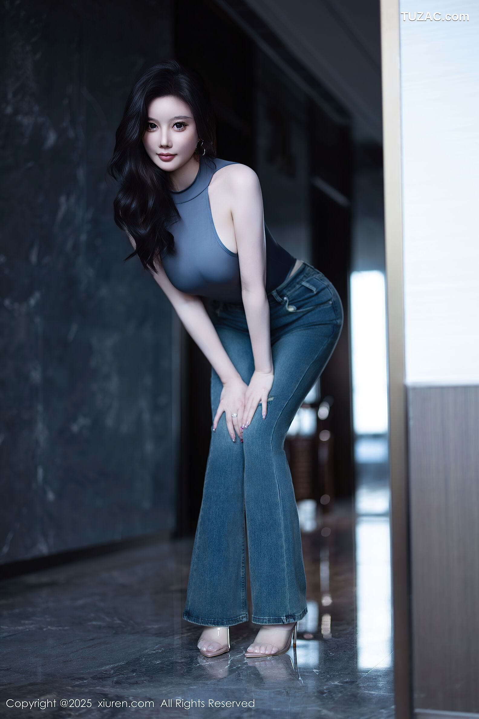XiuRen秀人网-10952-CHENCHEN-深灰色连体衣牛仔裤-2025.11.06