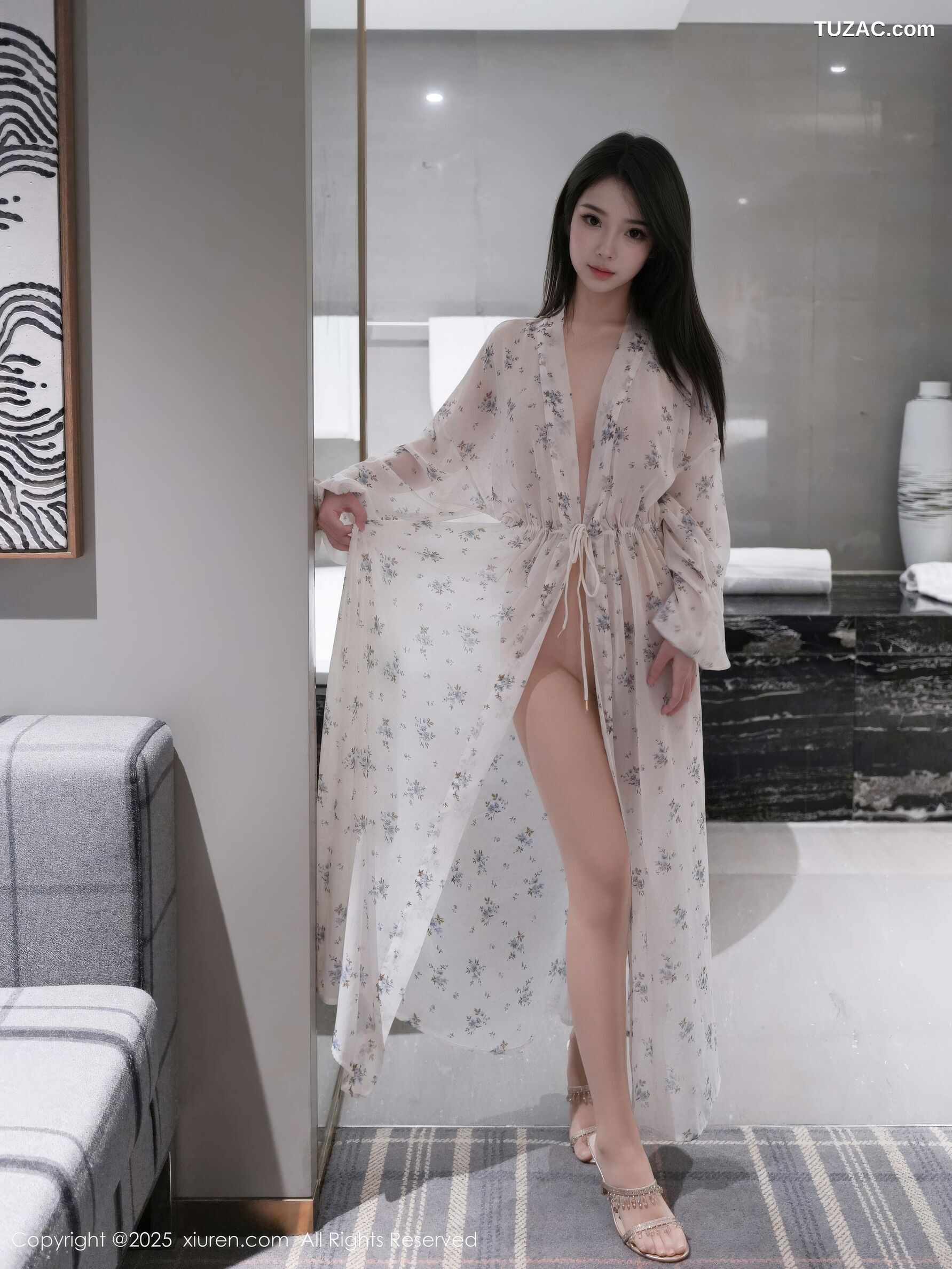 XiuRen秀人网-10988-烧烧小桃-抹胸蓝色连衣裙-轻透白纱睡袍-2025.11.14