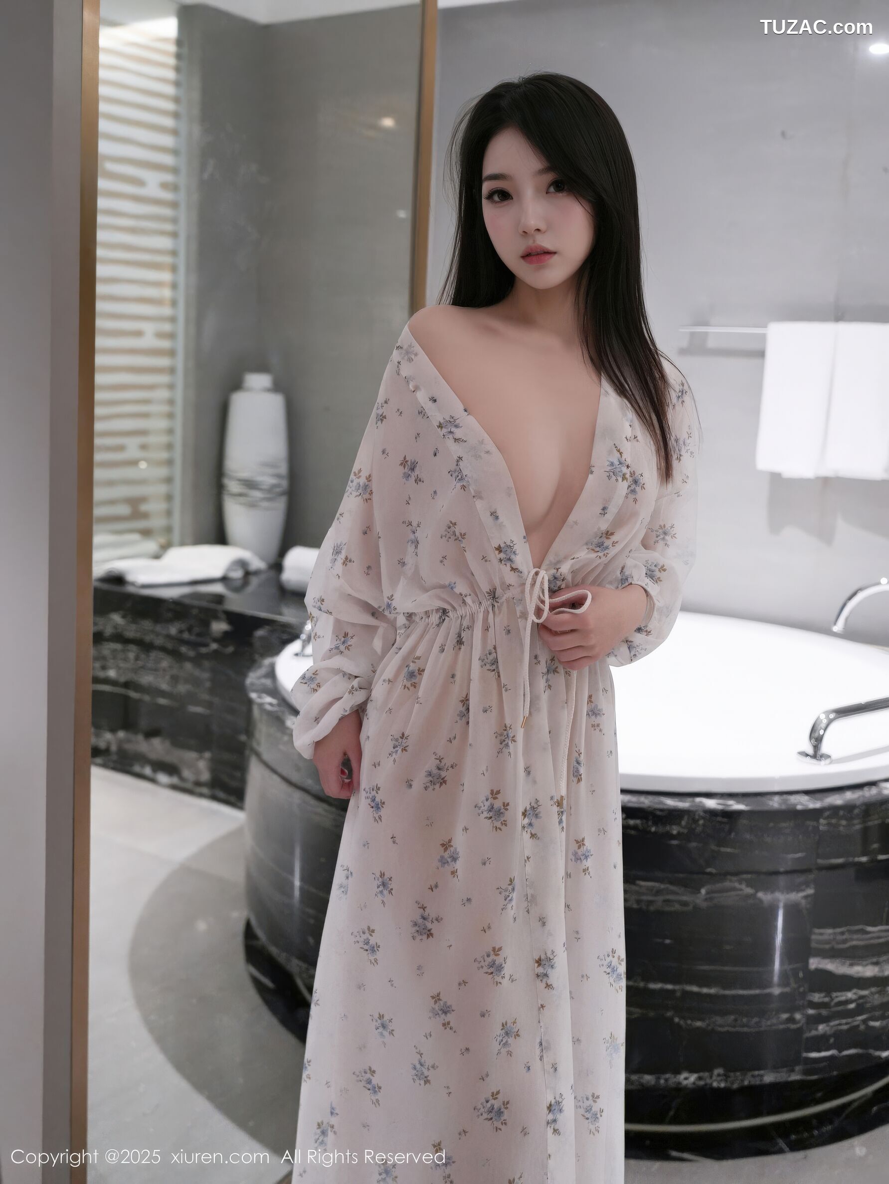 XiuRen秀人网-10988-烧烧小桃-抹胸蓝色连衣裙-轻透白纱睡袍-2025.11.14