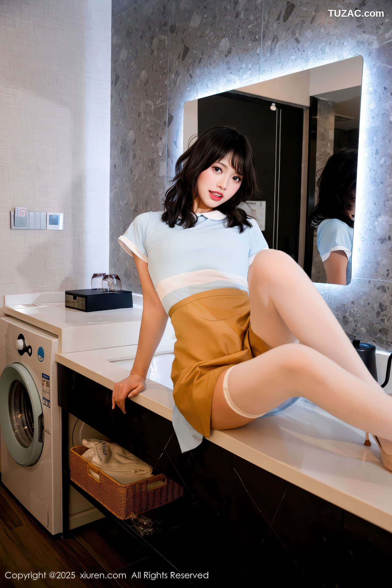 XiuRen秀人网-11000-小舒淇-气质短发美女白色丝袜-2025.11.18