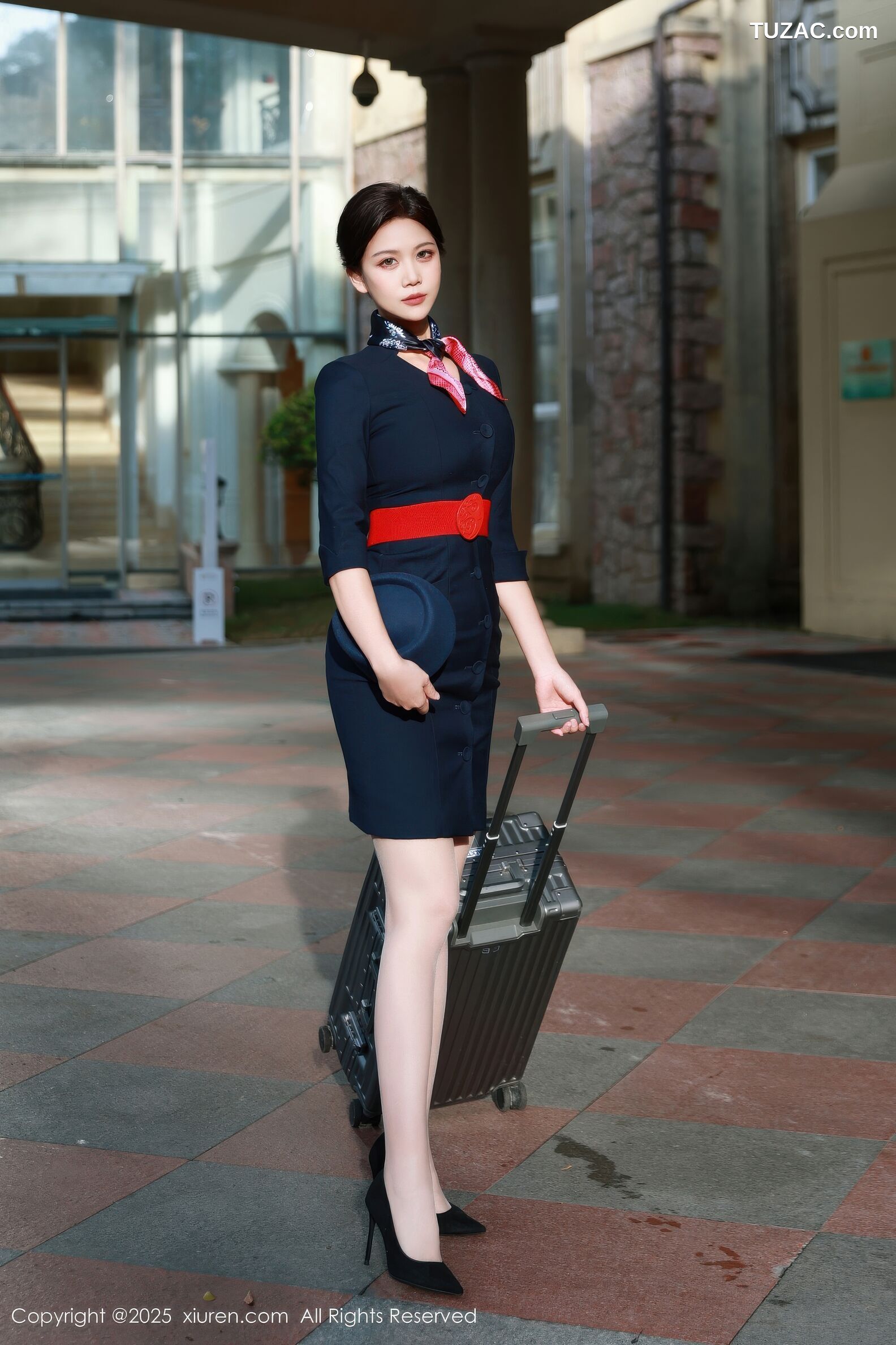 XiuRen秀人网-11009-玫瑰我爱你-深蓝空姐制服红色内衣-2025.11.20