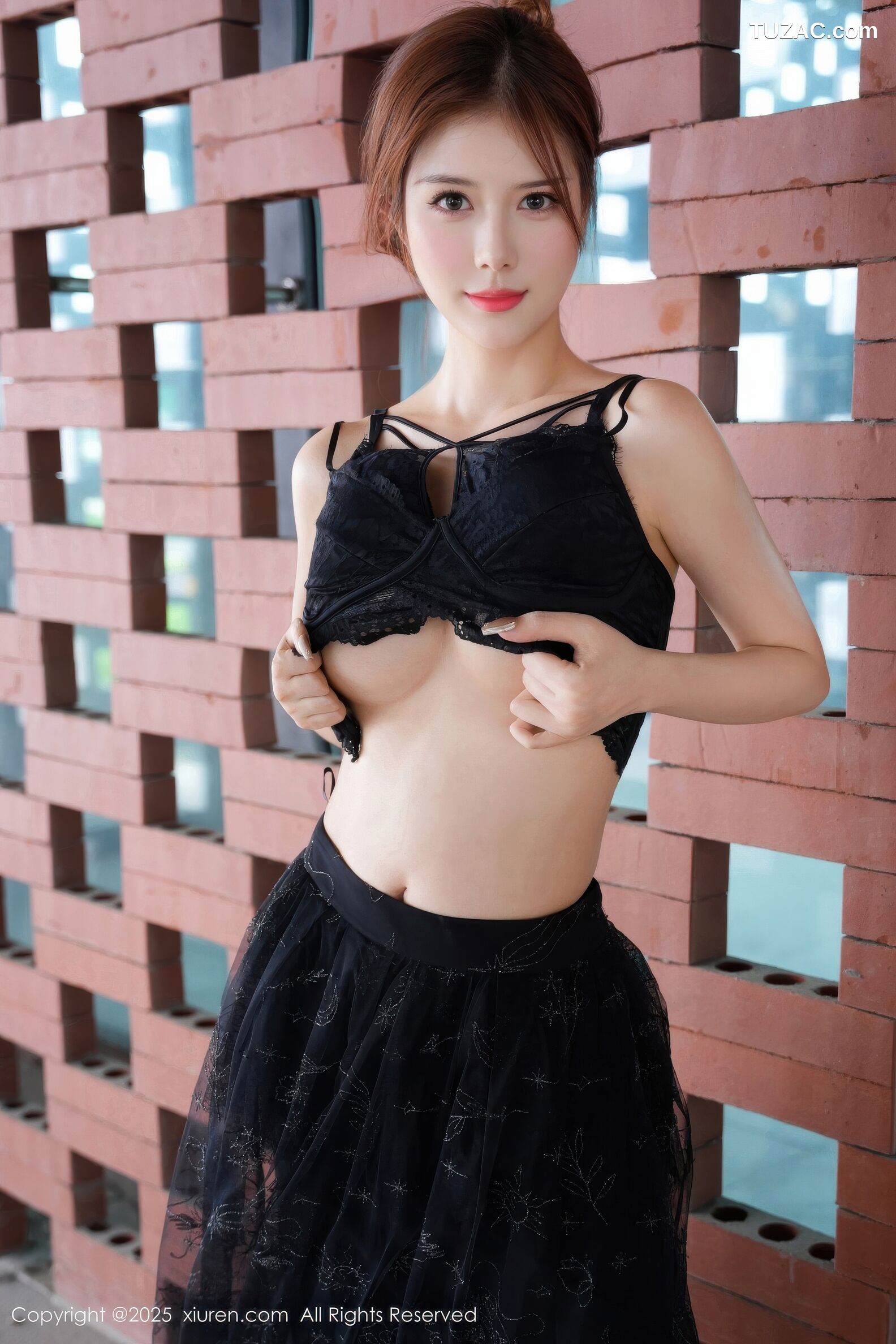 XiuRen秀人网-11016-白芷yy-黑色情趣内衣黑丝-2025.11.21