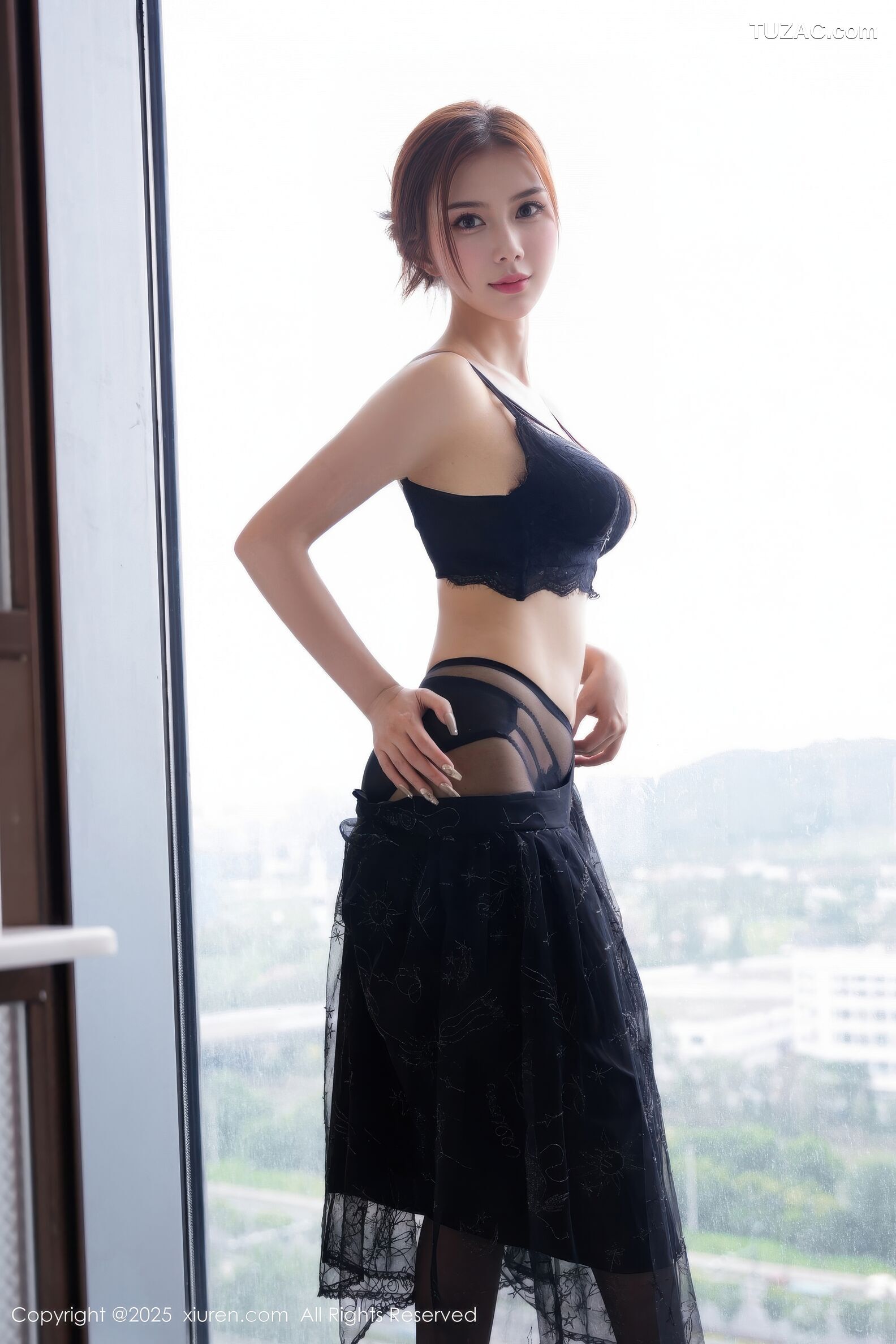 XiuRen秀人网-11016-白芷yy-黑色情趣内衣黑丝-2025.11.21