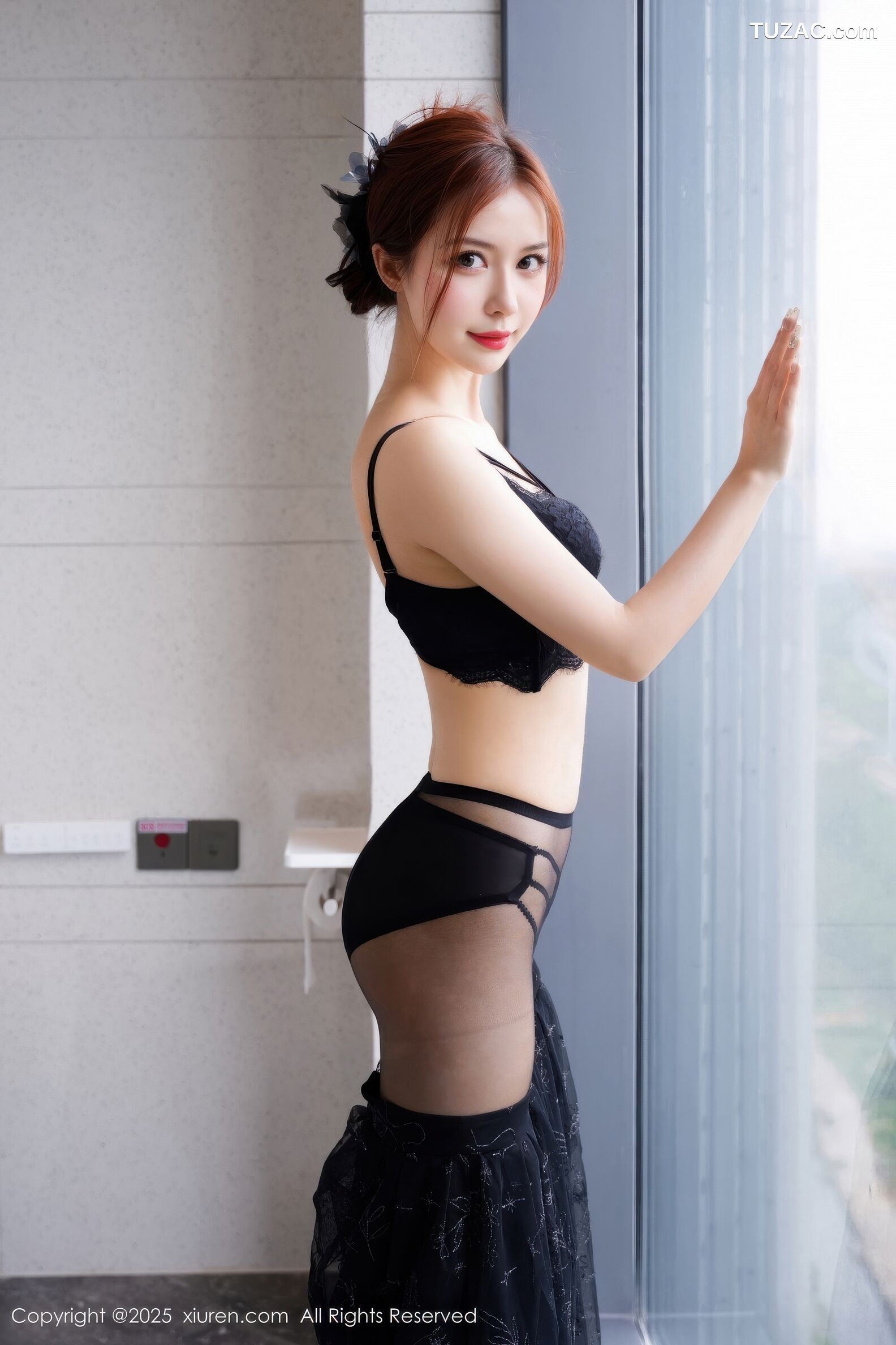 XiuRen秀人网-11016-白芷yy-黑色情趣内衣黑丝-2025.11.21