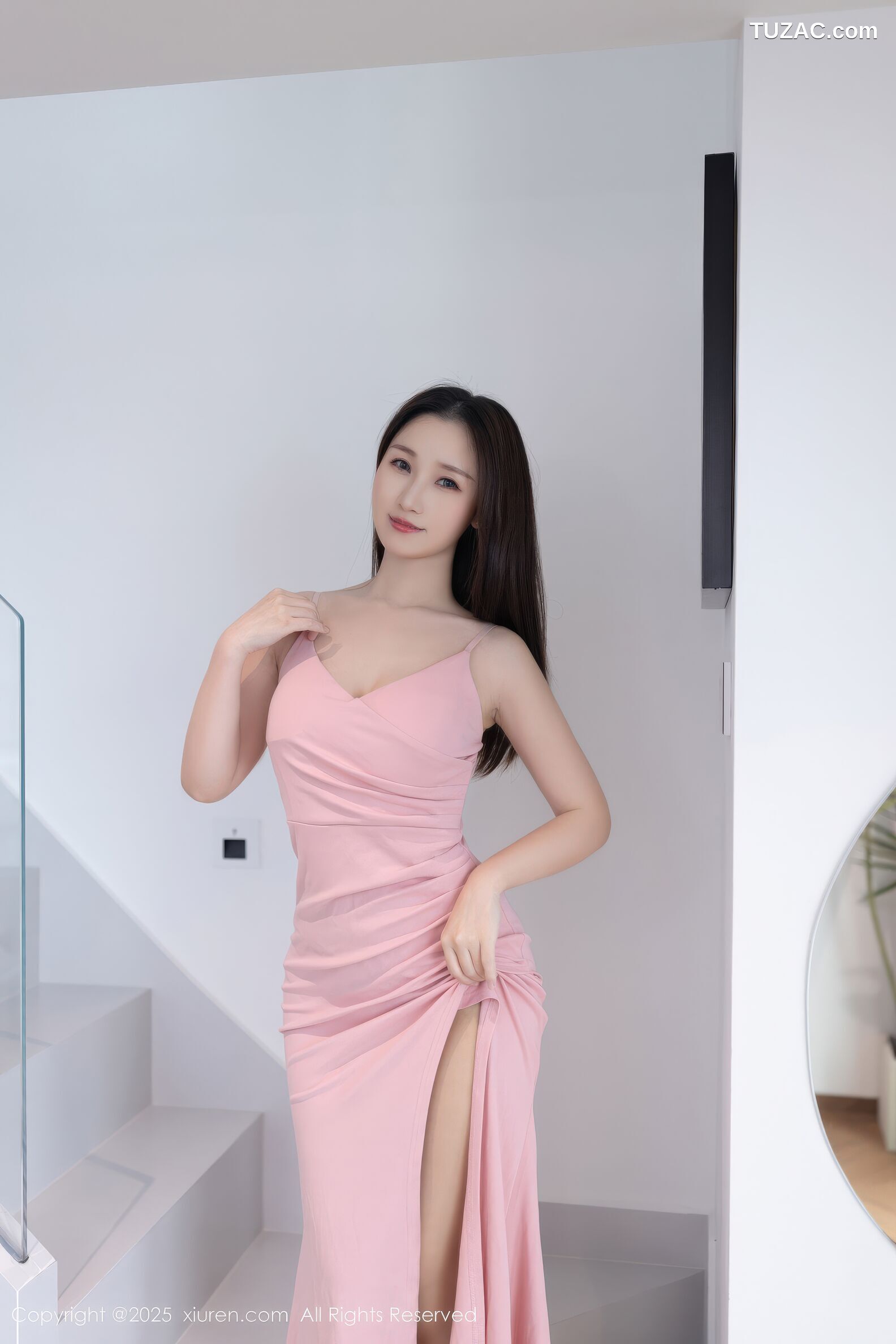 XiuRen秀人网-11034-杏子Yada-粉色连衣裙肉色丝袜-2025.11.26