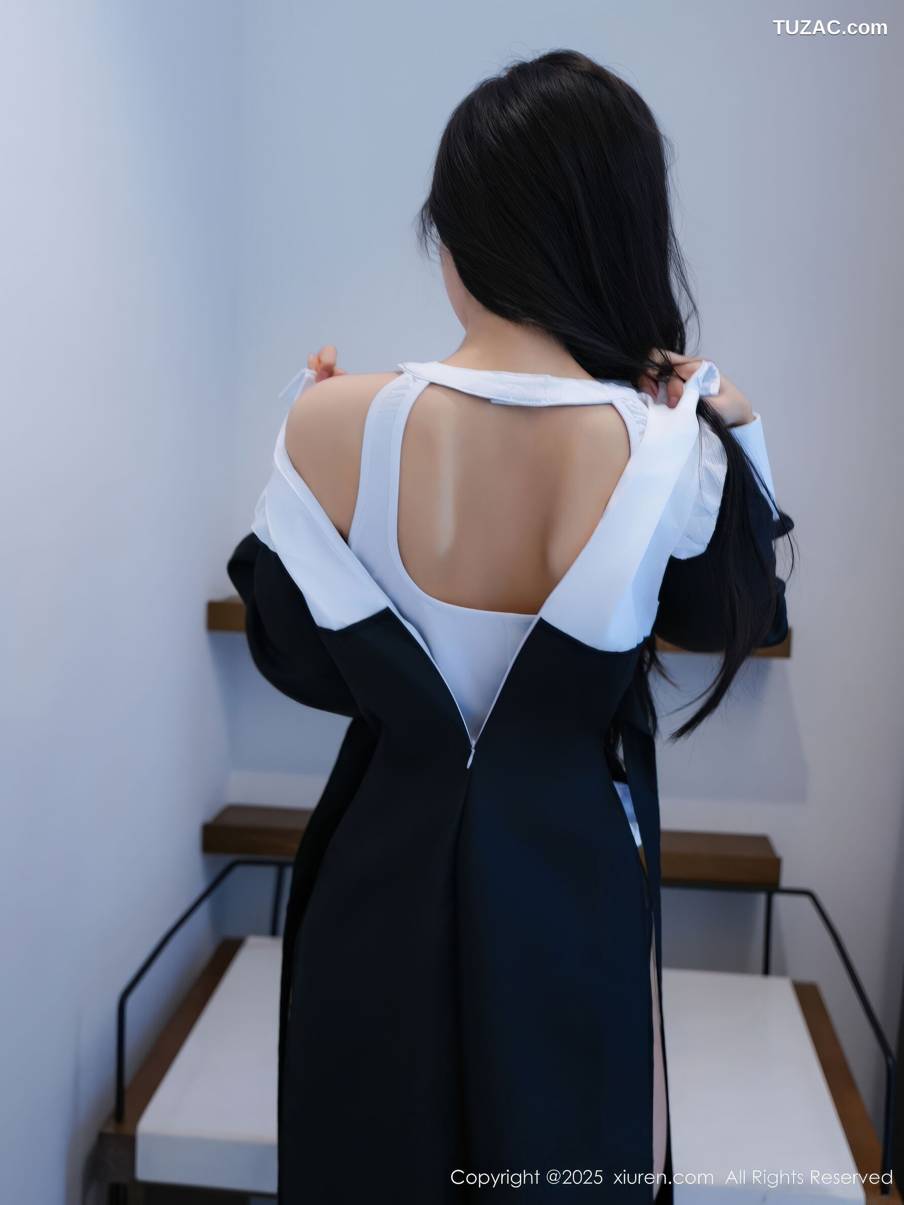 XiuRen秀人网-11059-白琮瑗-黑白情趣修女服黑丝-2025.12.03
