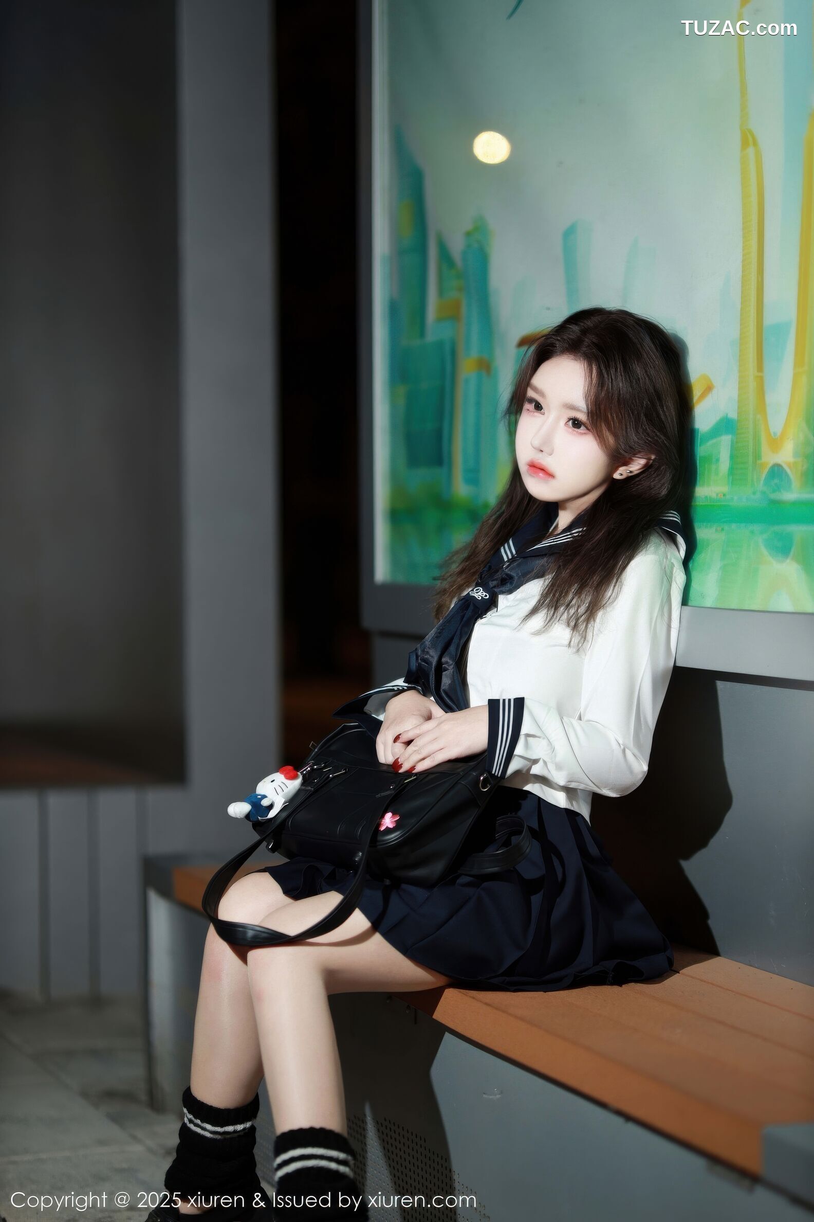 XiuRen秀人网-11071-小薯条nienie-女学生水手领巾白衬衫黑色短裙黑丝-2025.12.05