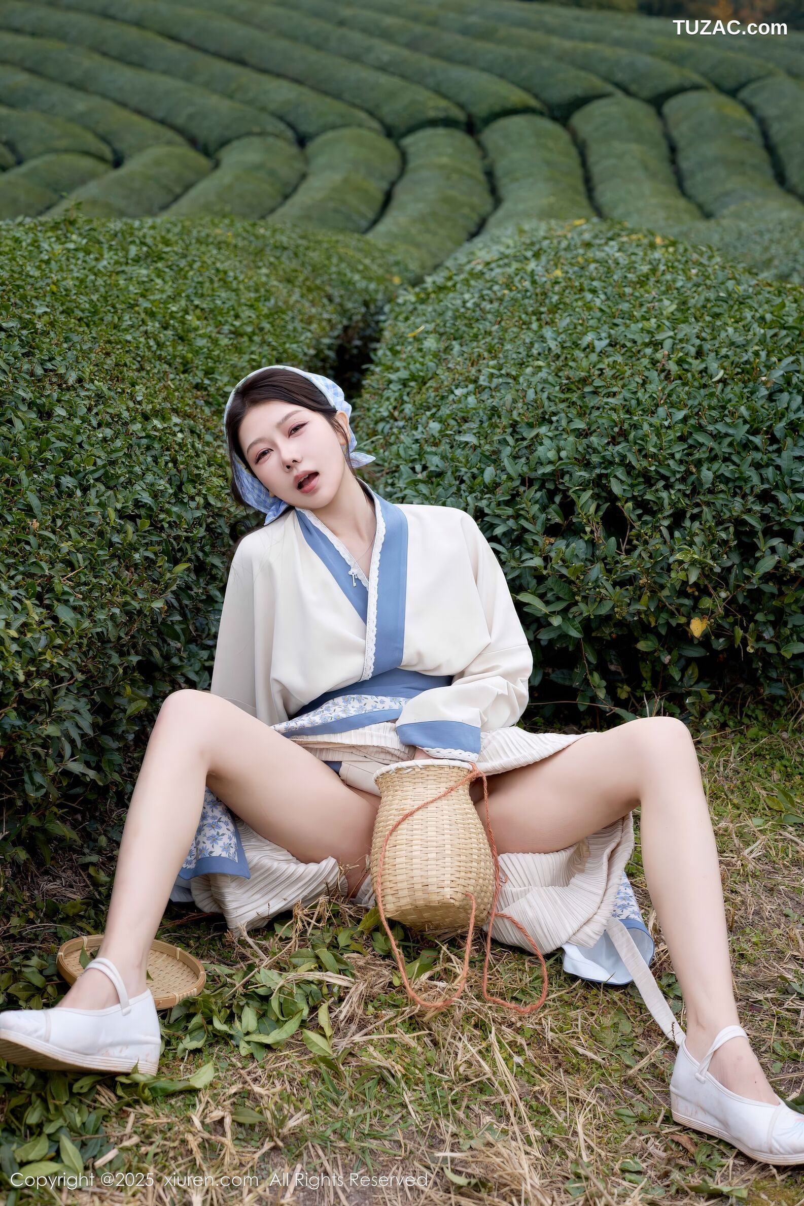 XiuRen秀人网-11098-尹甜甜-采茶女古风白衣户外爆乳全裸-2025.12.11