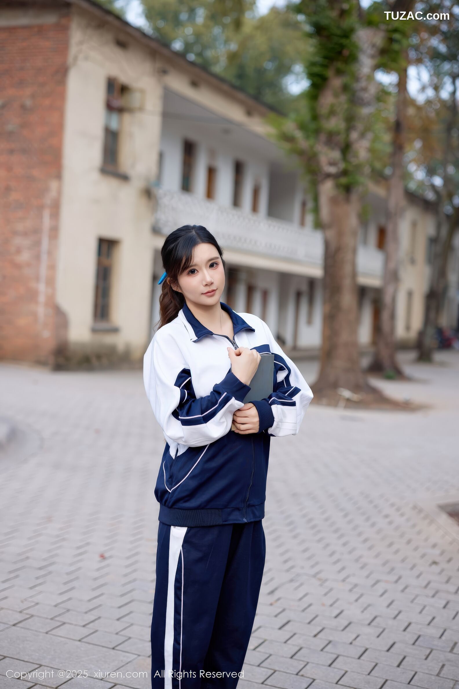 XiuRen秀人网-11103-小肉肉咪-校服校园清纯少女红色内衣-2025.12.12