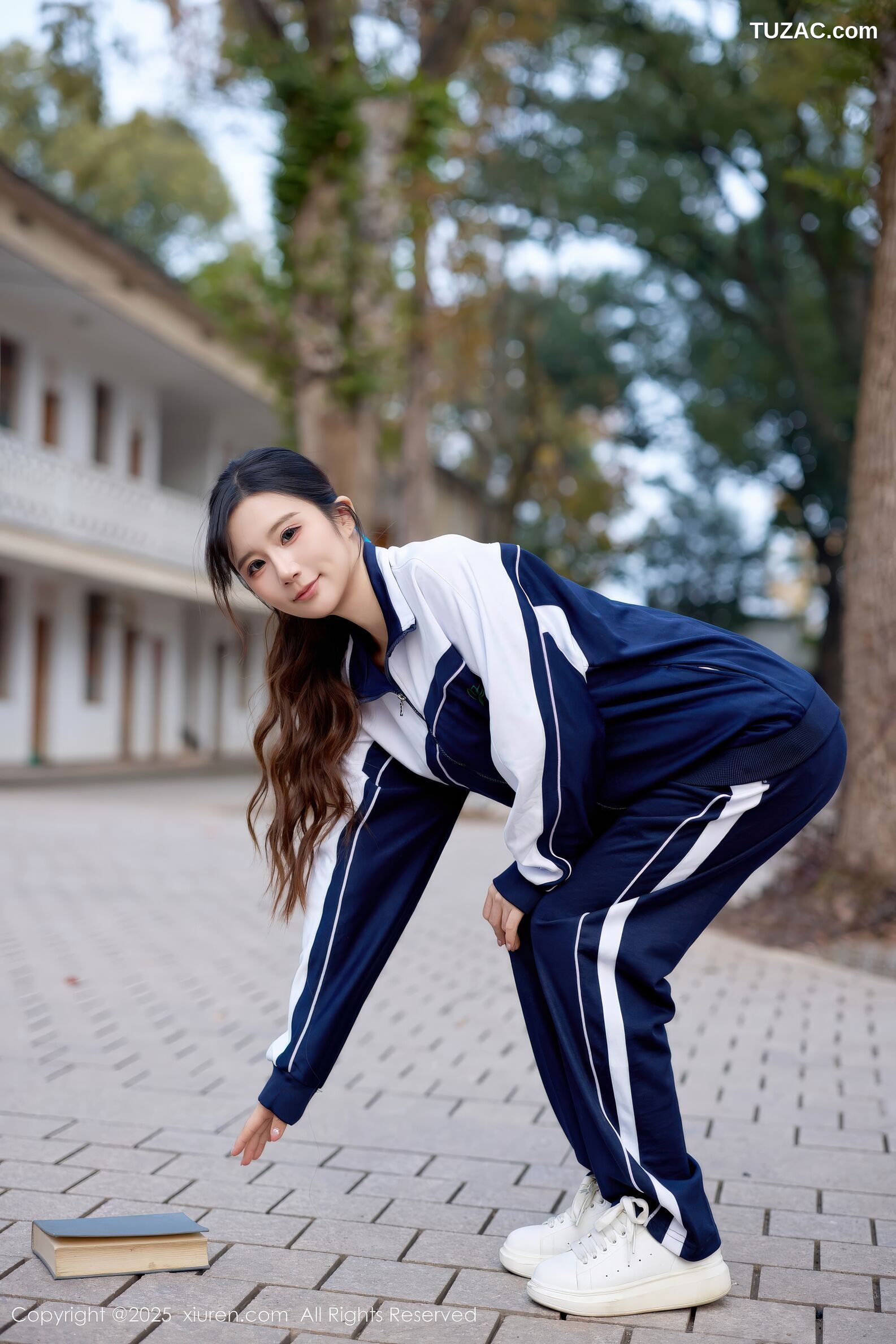 XiuRen秀人网-11103-小肉肉咪-校服校园清纯少女红色内衣-2025.12.12