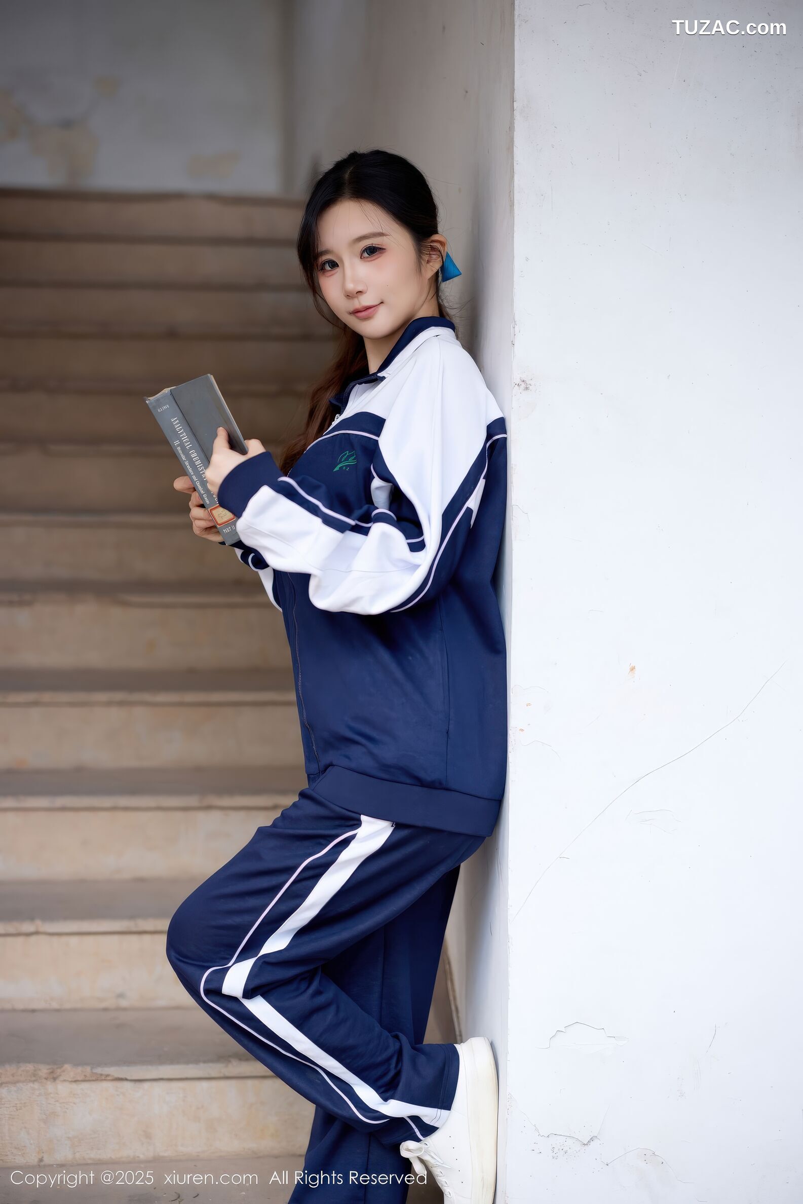 XiuRen秀人网-11103-小肉肉咪-校服校园清纯少女红色内衣-2025.12.12