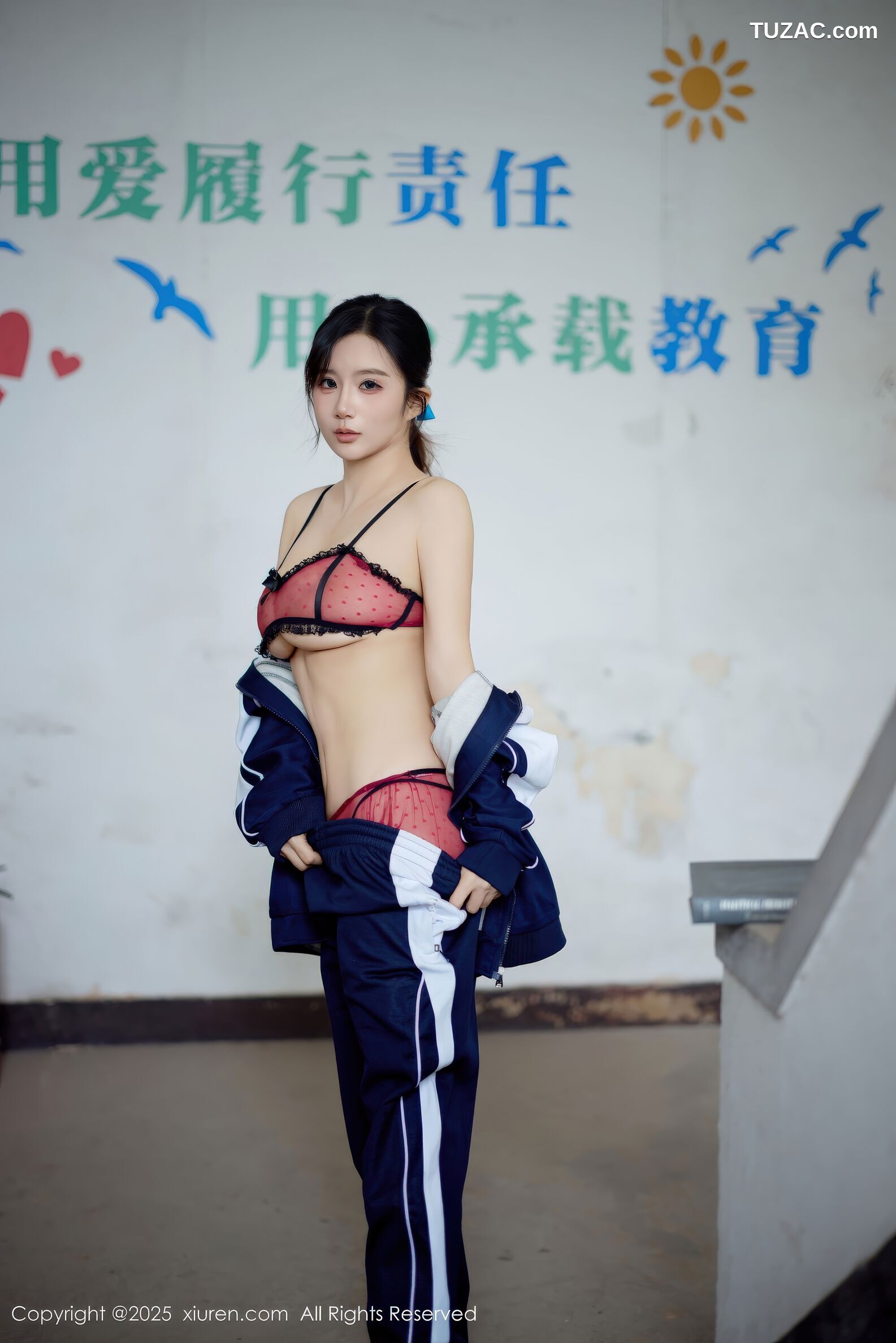 XiuRen秀人网-11103-小肉肉咪-校服校园清纯少女红色内衣-2025.12.12
