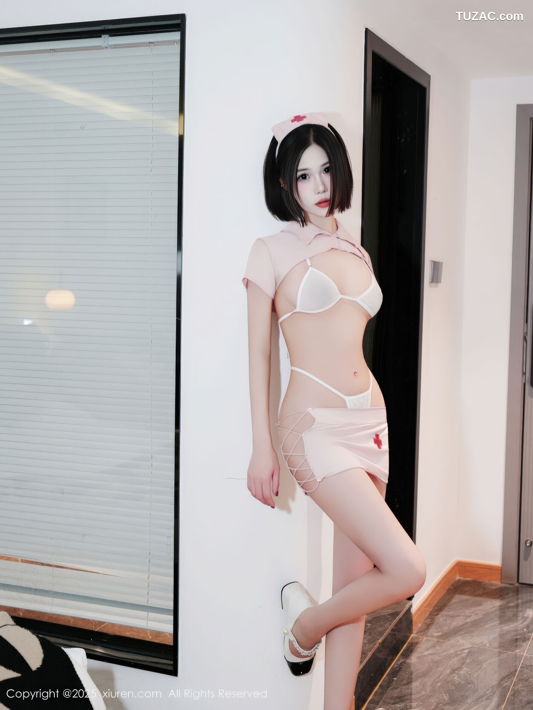 XiuRen秀人网-11111-奶芙酱-EVA-粉色护士制服白色内衣-2025.12.16