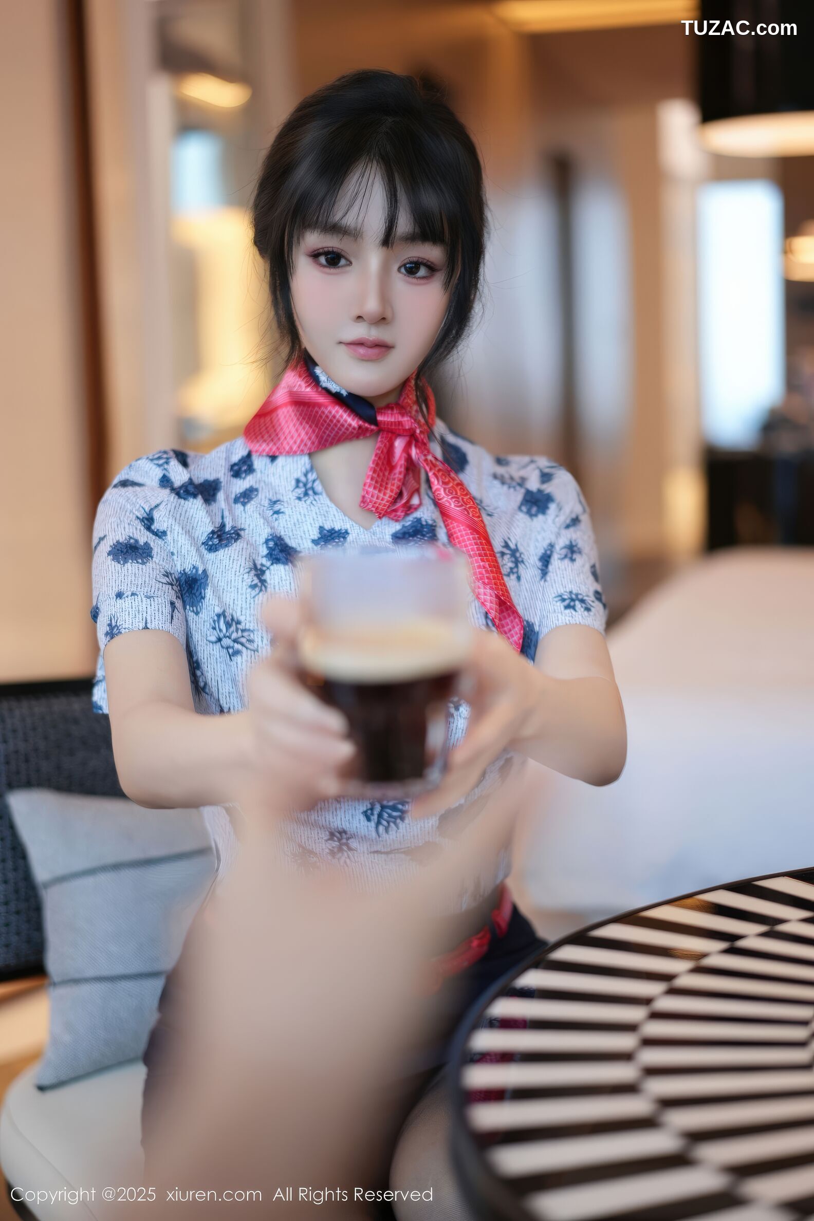 XiuRen秀人网-11115-沈南汐RuRu-空姐制服黑丝灰色内衣爆乳-2025.12.16