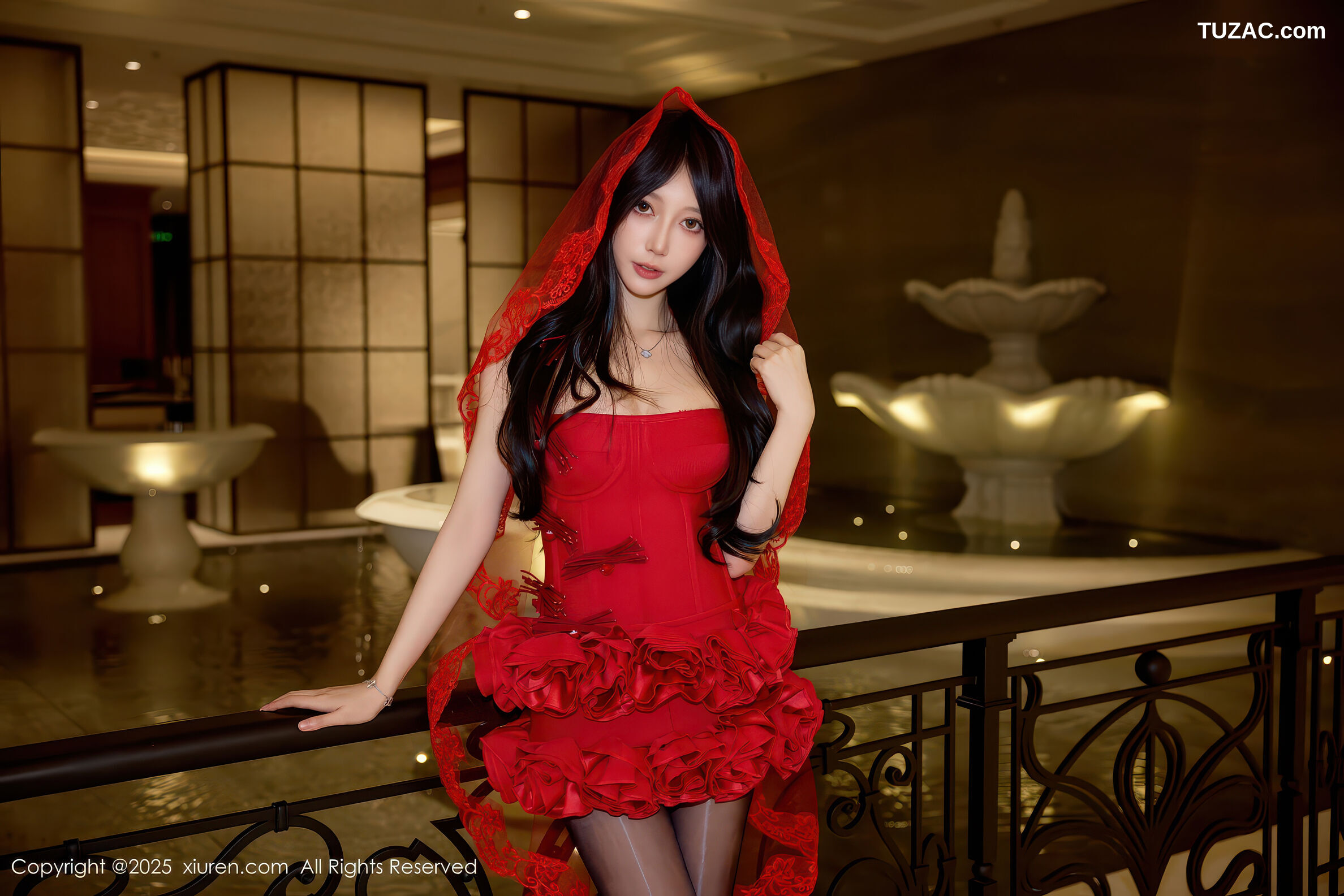 XiuRen秀人网-11136-玥儿玥er-红色抹胸连衣短裙黑丝-2025.12.22