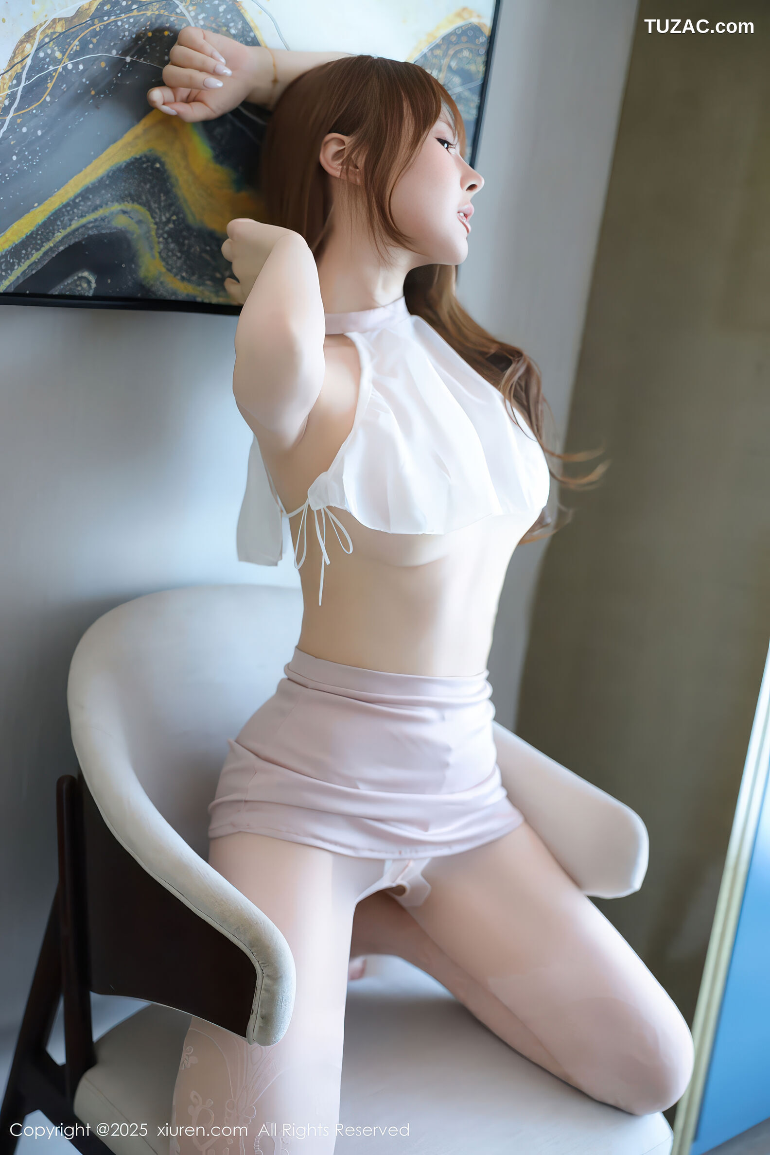 XiuRen秀人网-11140-艾莉-Evelyn-紫色短裙白色丝袜-2025.12.23