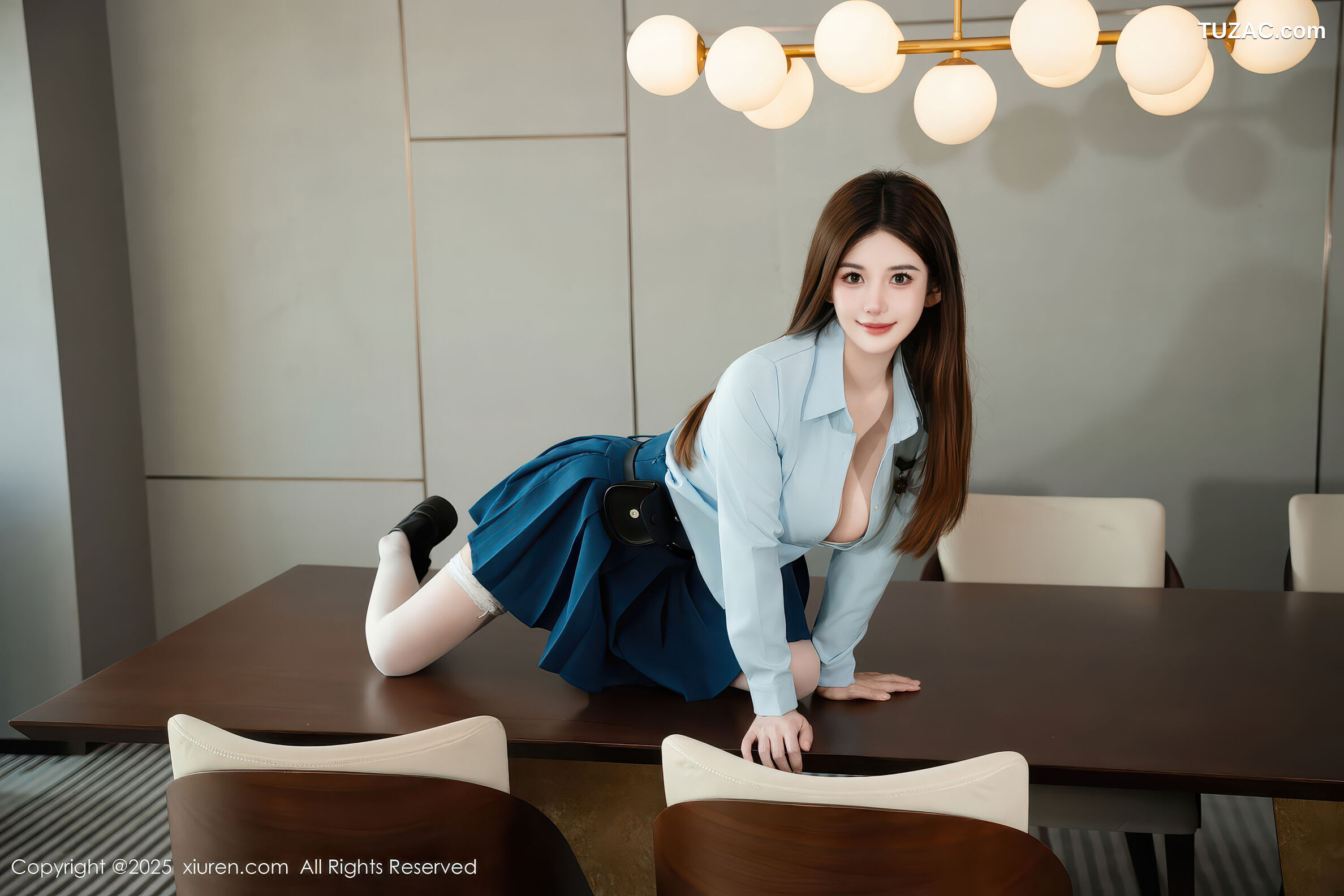 XiuRen秀人网-11141-苏甜橙子-JK制服淡蓝衬衫深蓝绿百褶裙-2025.12.23