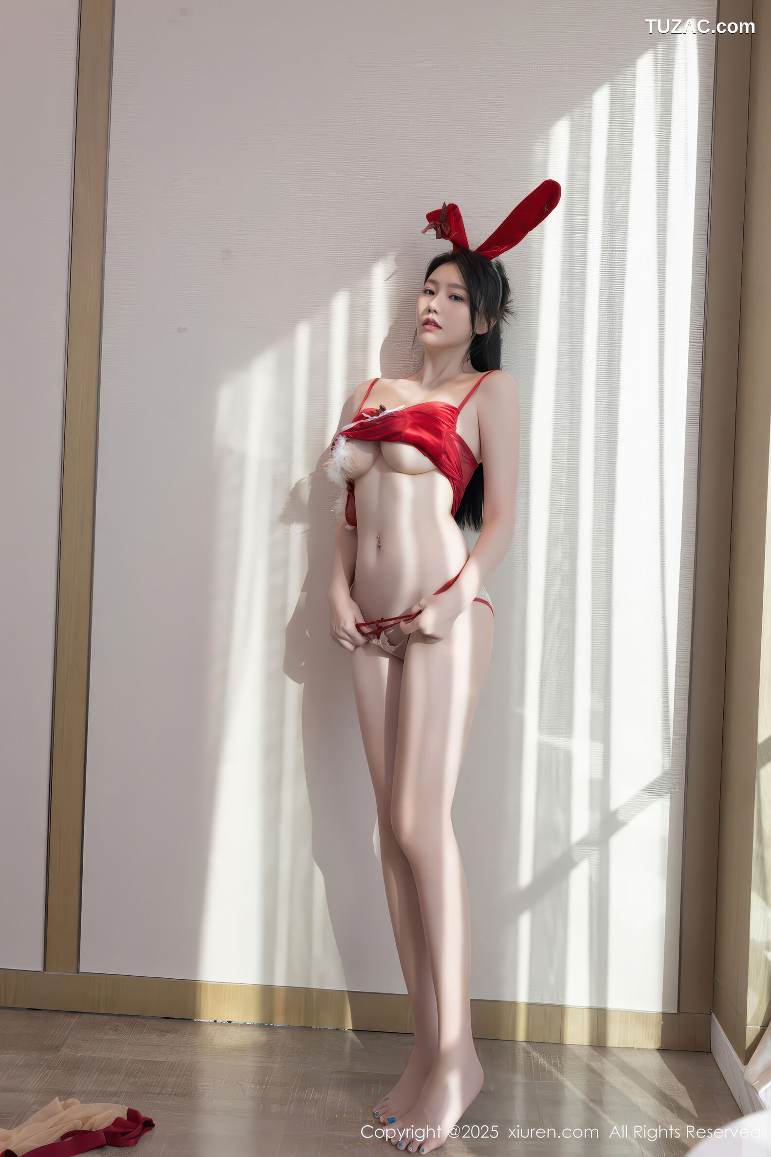 XiuRen秀人网-11143-安然anran-红短裙兔女郎美腿-2025.12.23