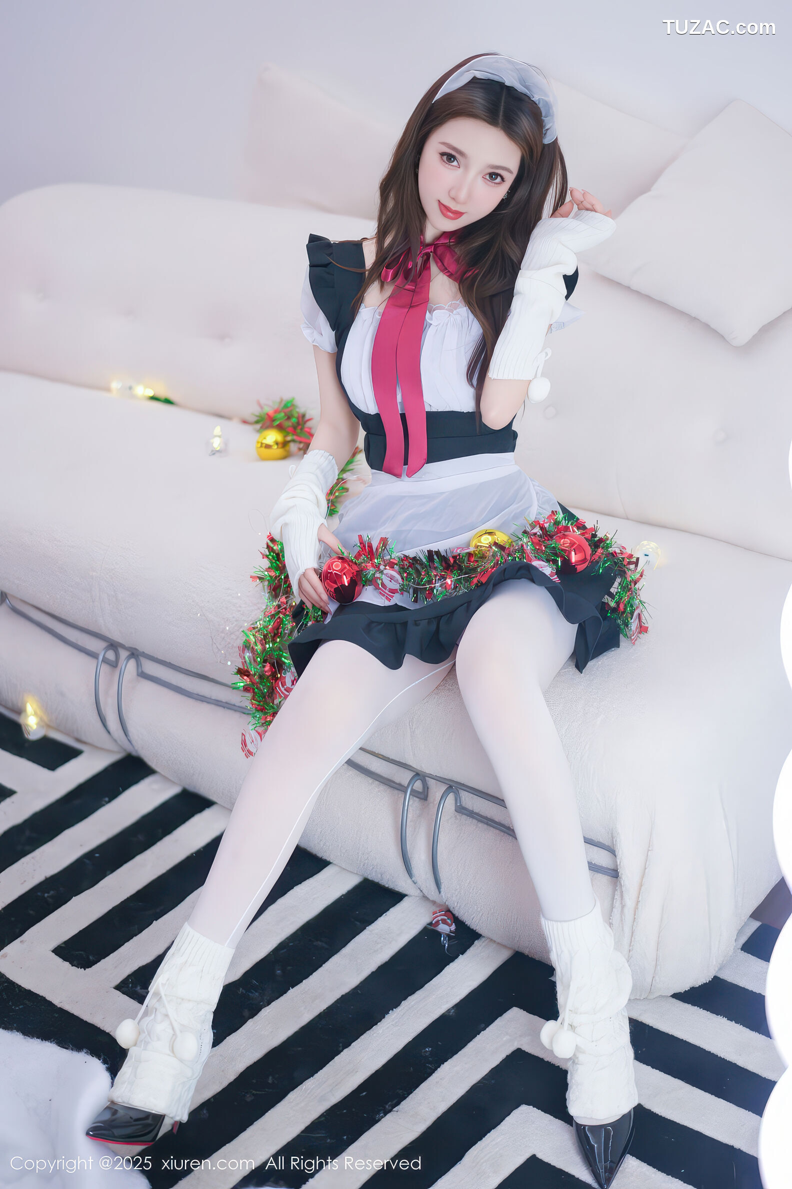 XiuRen秀人网-11152-Twins-桃桃-黑白女仆装-白蕾丝黑兔耳爆乳-2025.12.24