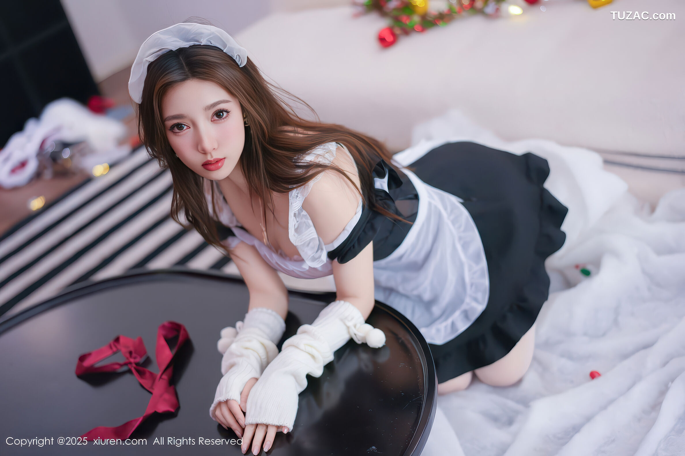 XiuRen秀人网-11152-Twins-桃桃-黑白女仆装-白蕾丝黑兔耳爆乳-2025.12.24