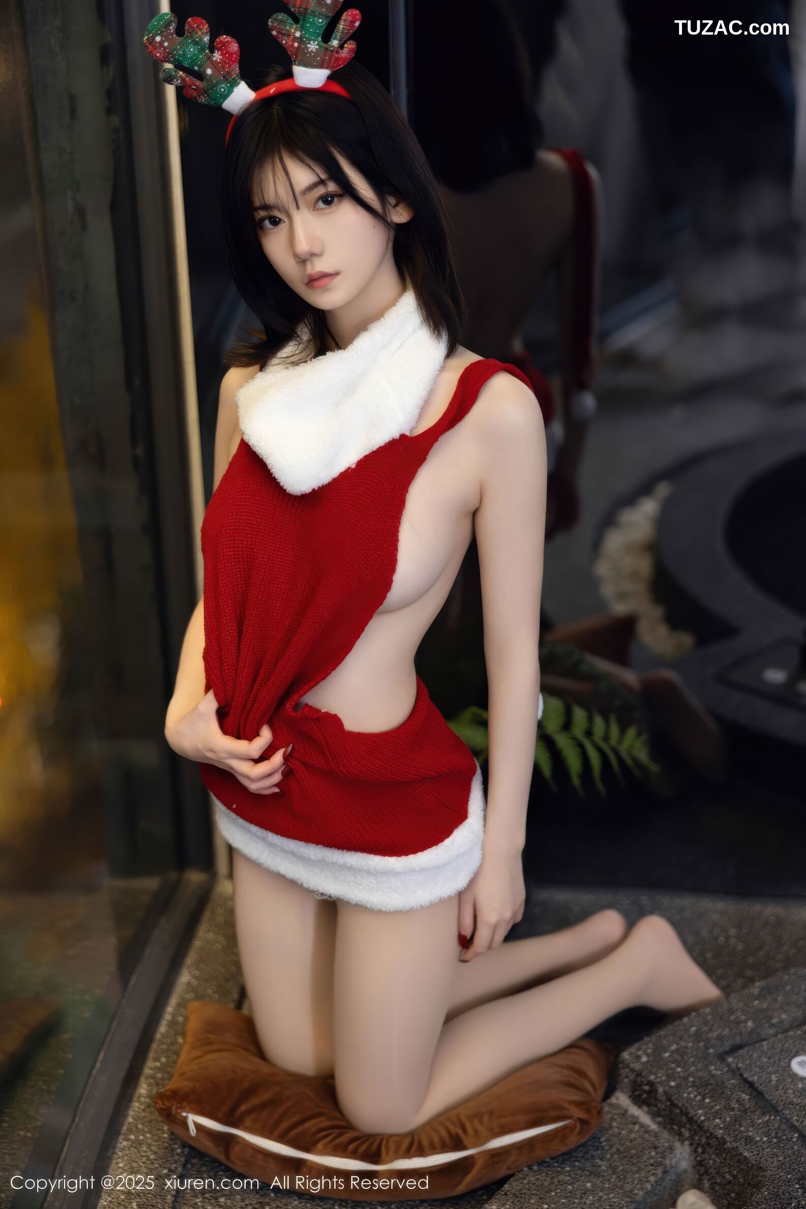 XiuRen秀人网-11158-凌七七-圣诞露背红色毛衣-2025.12.25