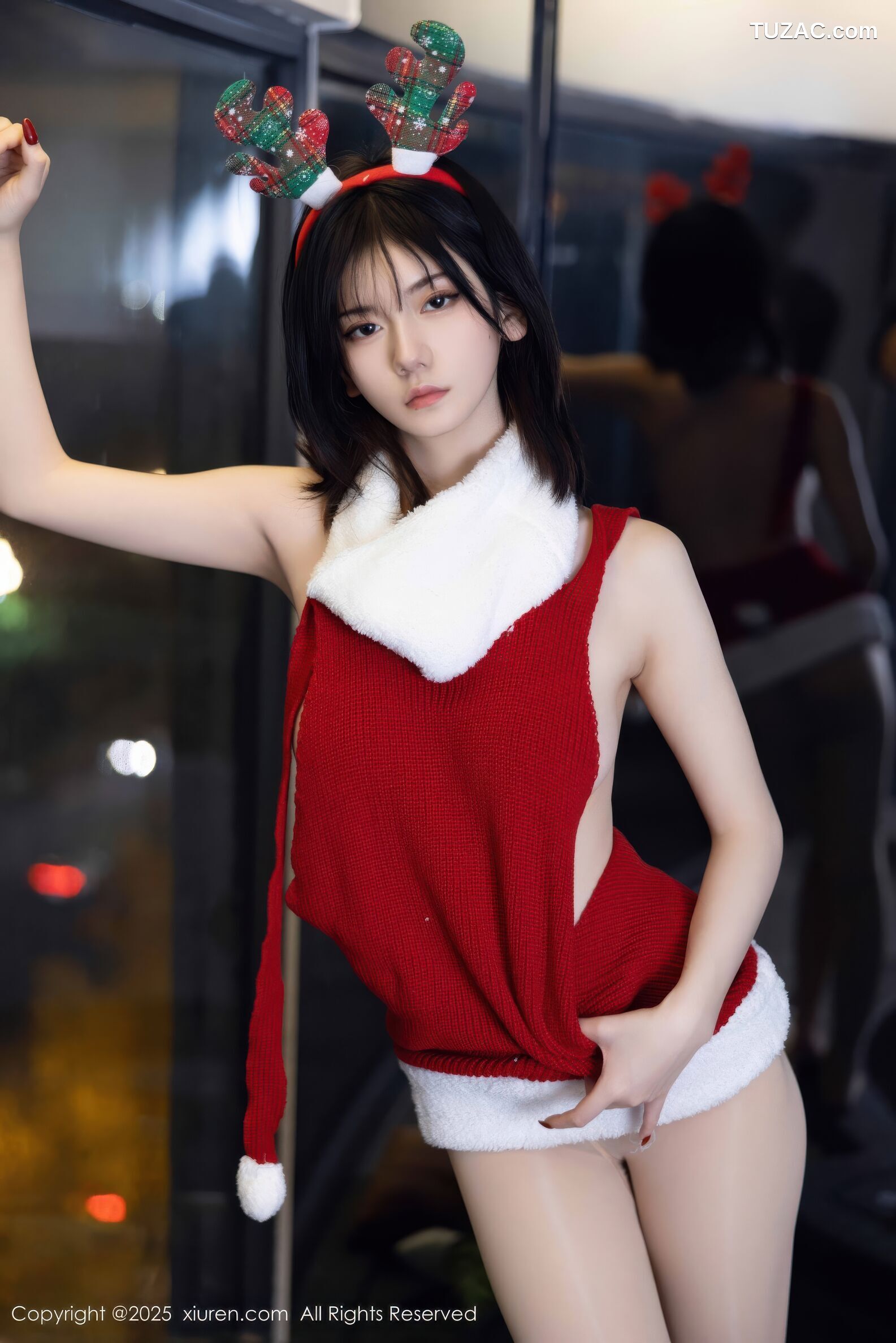 XiuRen秀人网-11158-凌七七-圣诞露背红色毛衣-2025.12.25
