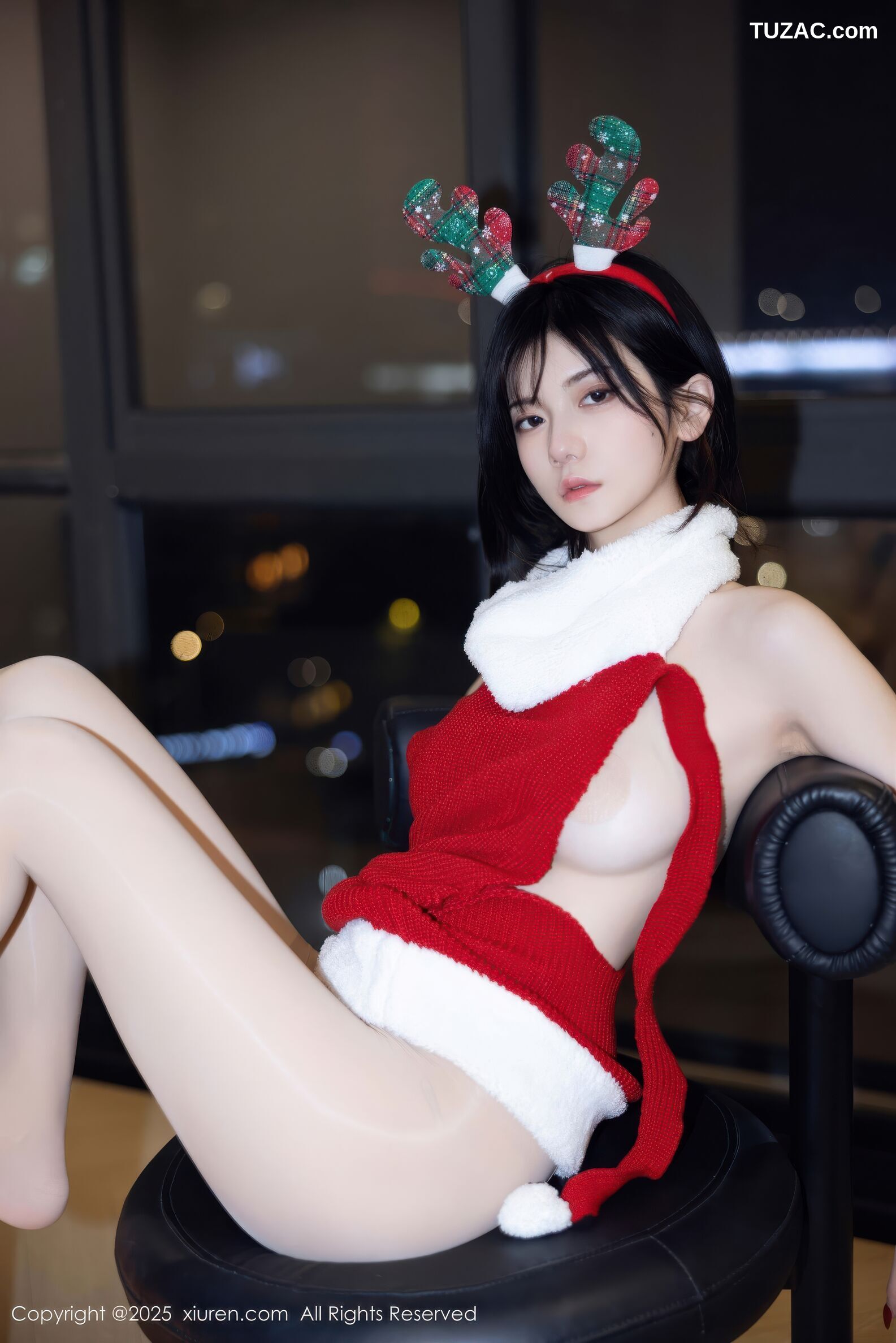 XiuRen秀人网-11158-凌七七-圣诞露背红色毛衣-2025.12.25