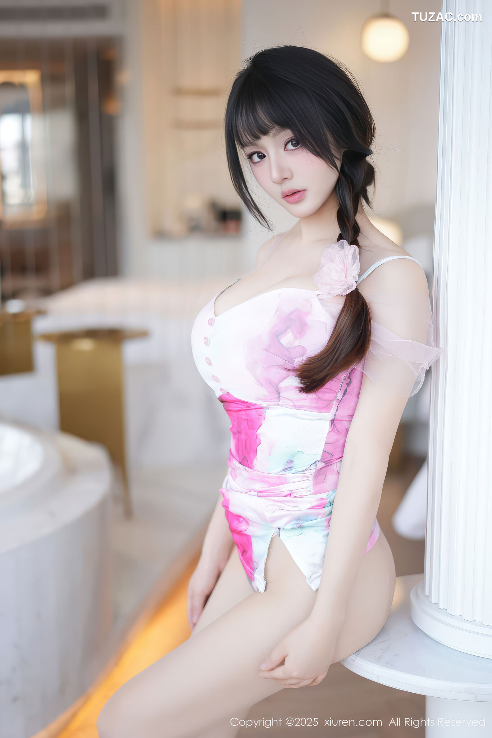 XiuRen秀人网-11177-沈南汐RuRu-花色连衣短裙-2025.12.30
