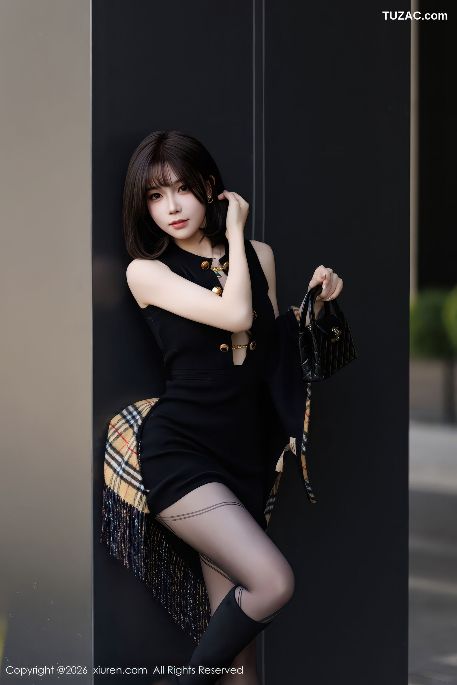 XiuRen秀人网-11252-莉芝荔枝-黑色连衣短裙-红色兔女郎黑丝-2026.01.20