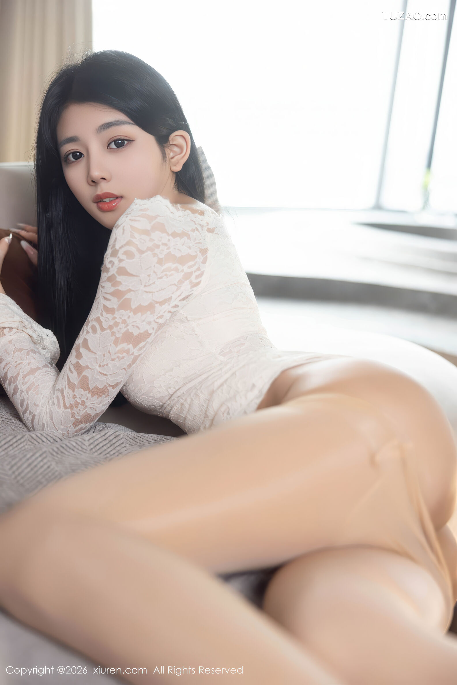 XiuRen秀人网-11255-姜冉冉_Renee-白蕾丝连衣短裙肉丝-2026.01.21