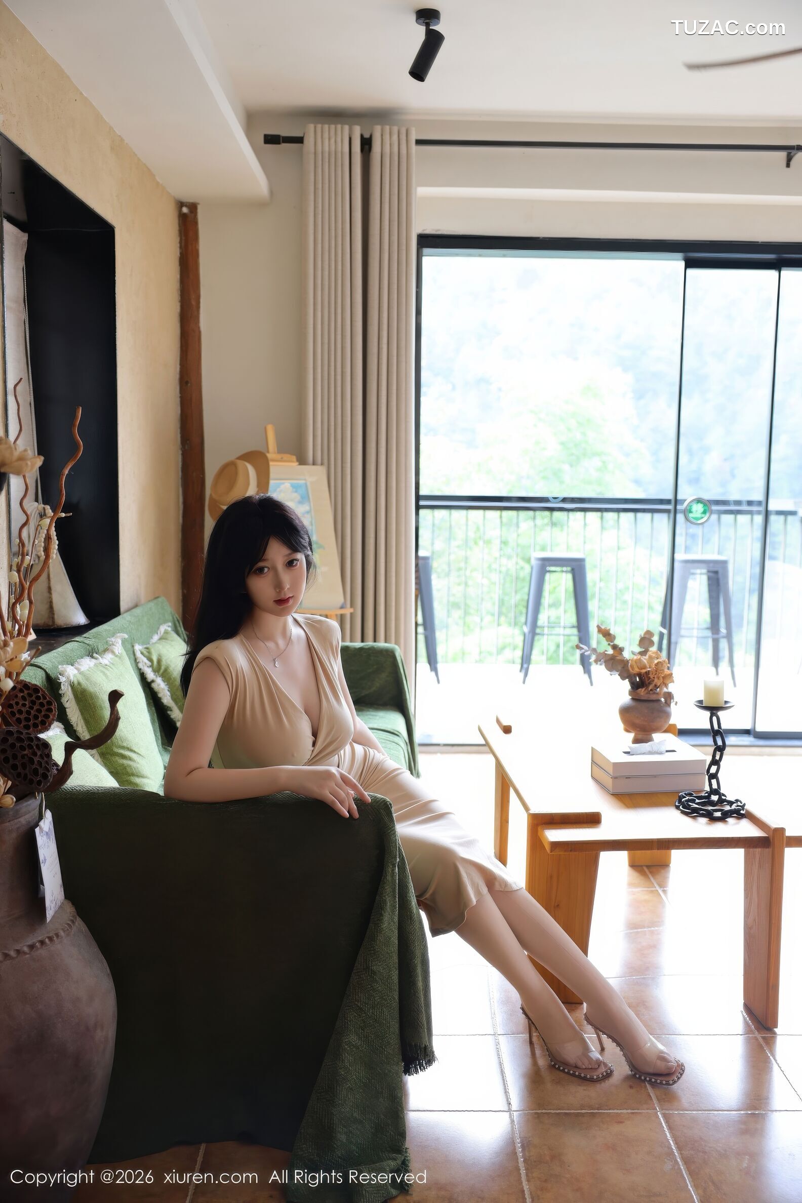 XiuRen秀人网-11288-奶思兔-浅色连衣裙肉丝-2026.01.29