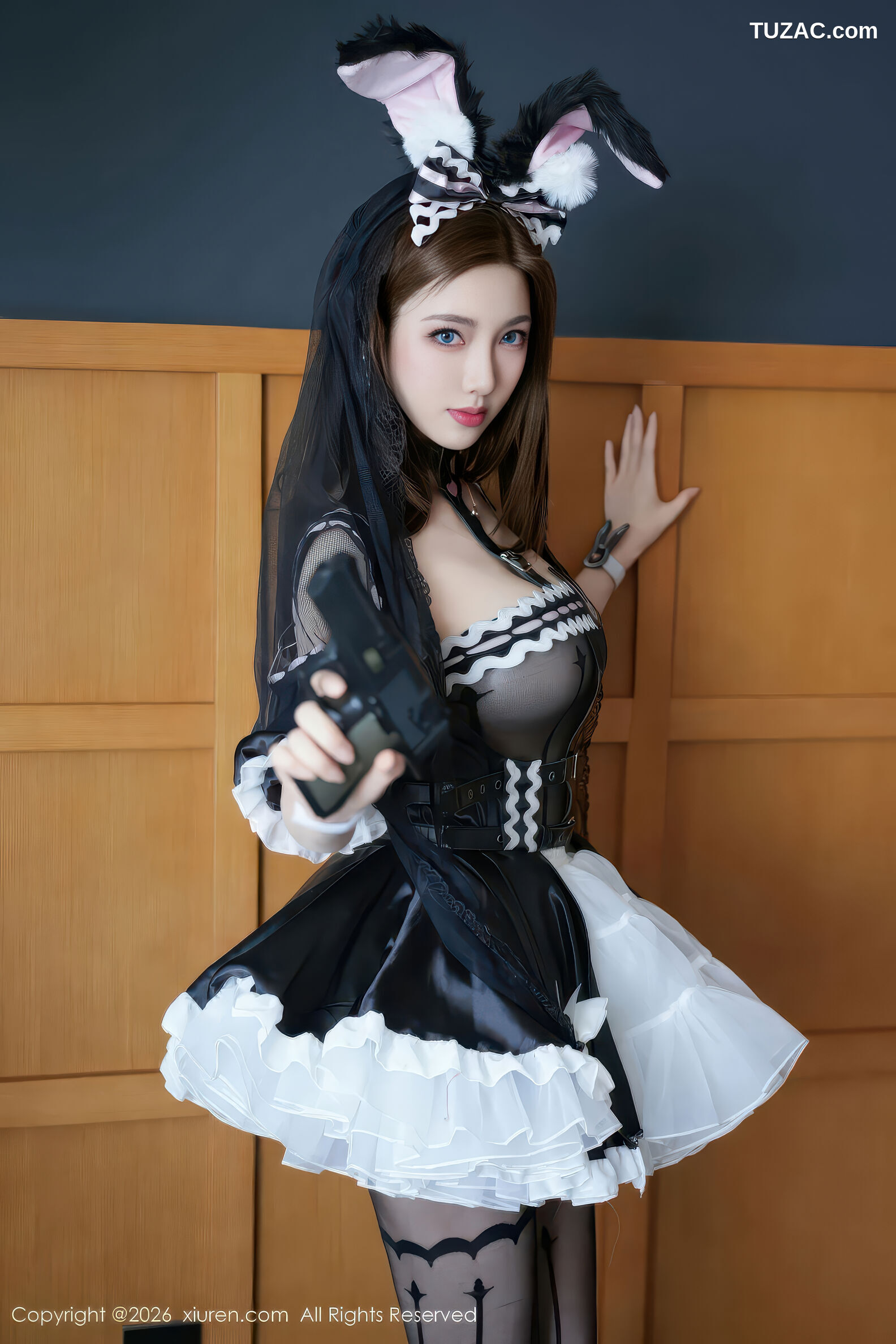 XiuRen秀人网-11294-Twins桃桃-萝莉制服兔女郎女仆裙透视黑丝爆乳-2026.01.29