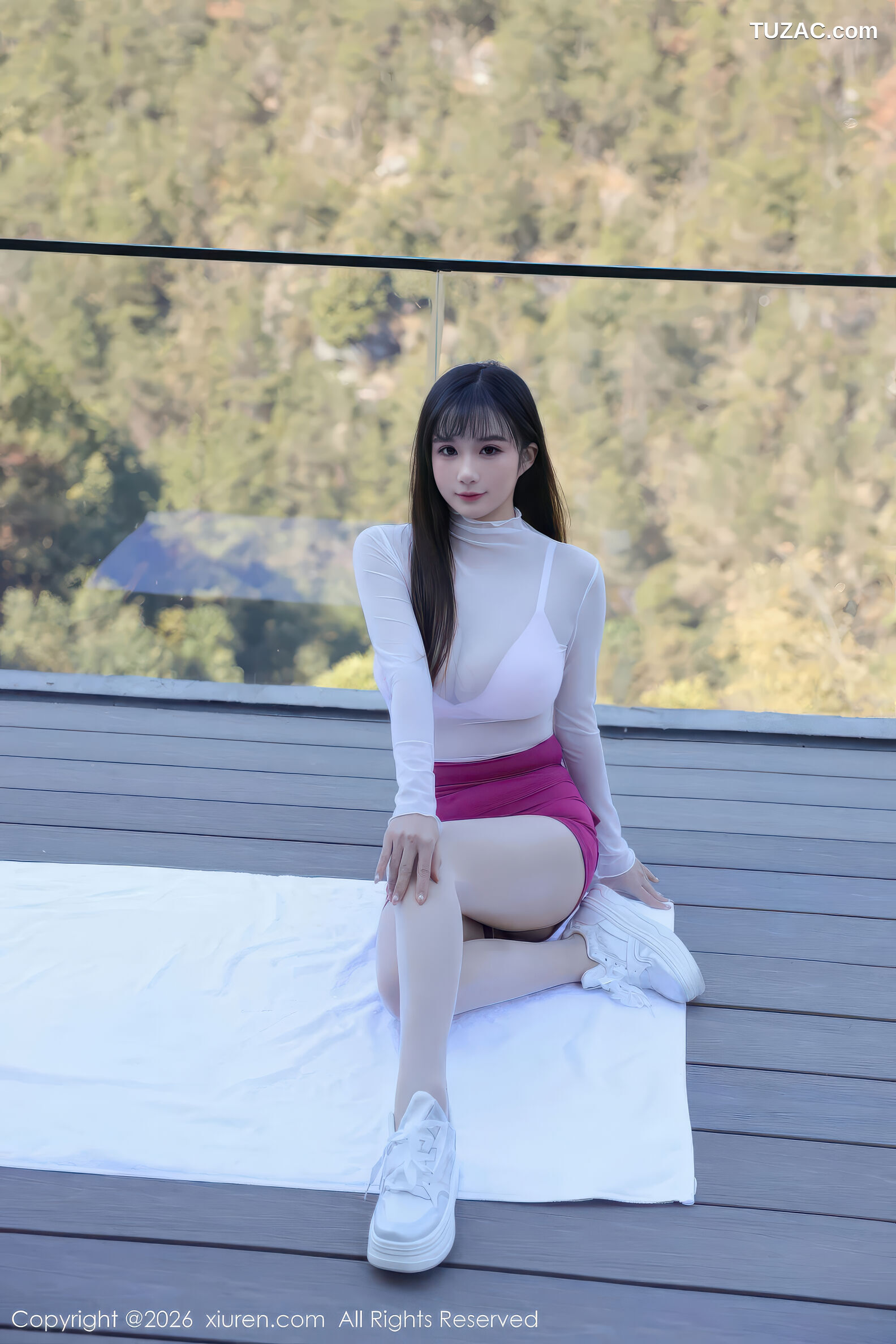 XiuRen秀人网-11305-小肉肉咪-童颜巨乳户外运动短裤白衫淡粉内衣-2026.01.30