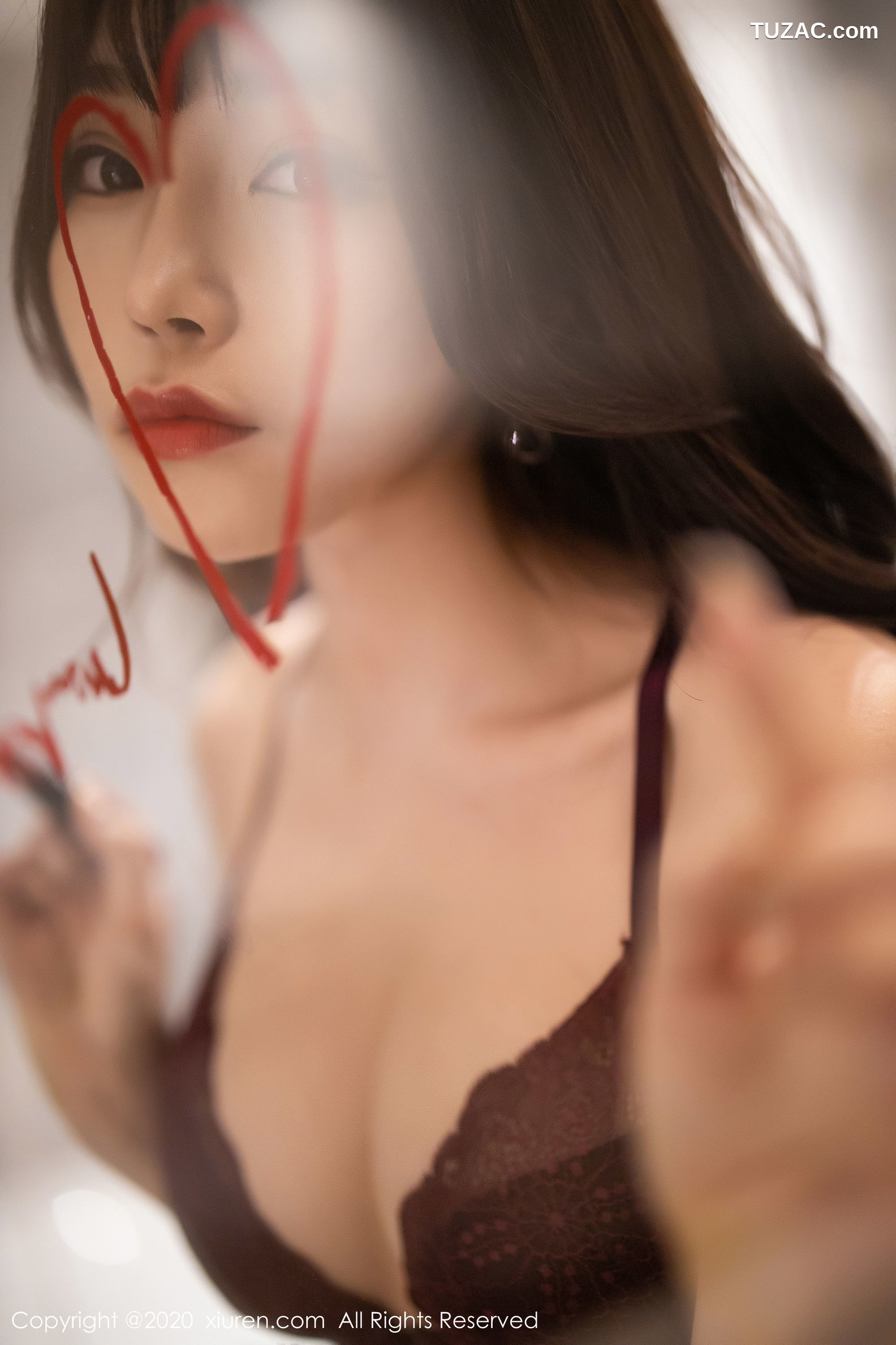 XiuRen秀人网-2019-芝芝-《性感浴室》-2020.03.02