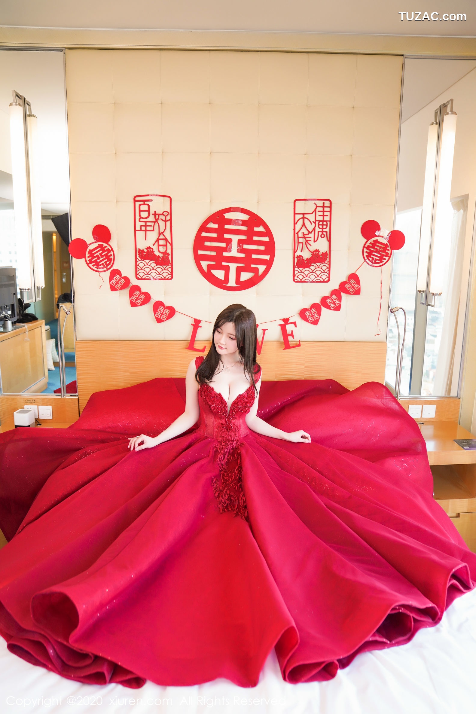 XiuRen秀人网-2058-糯美子-《新娘主题》-2020.03.13