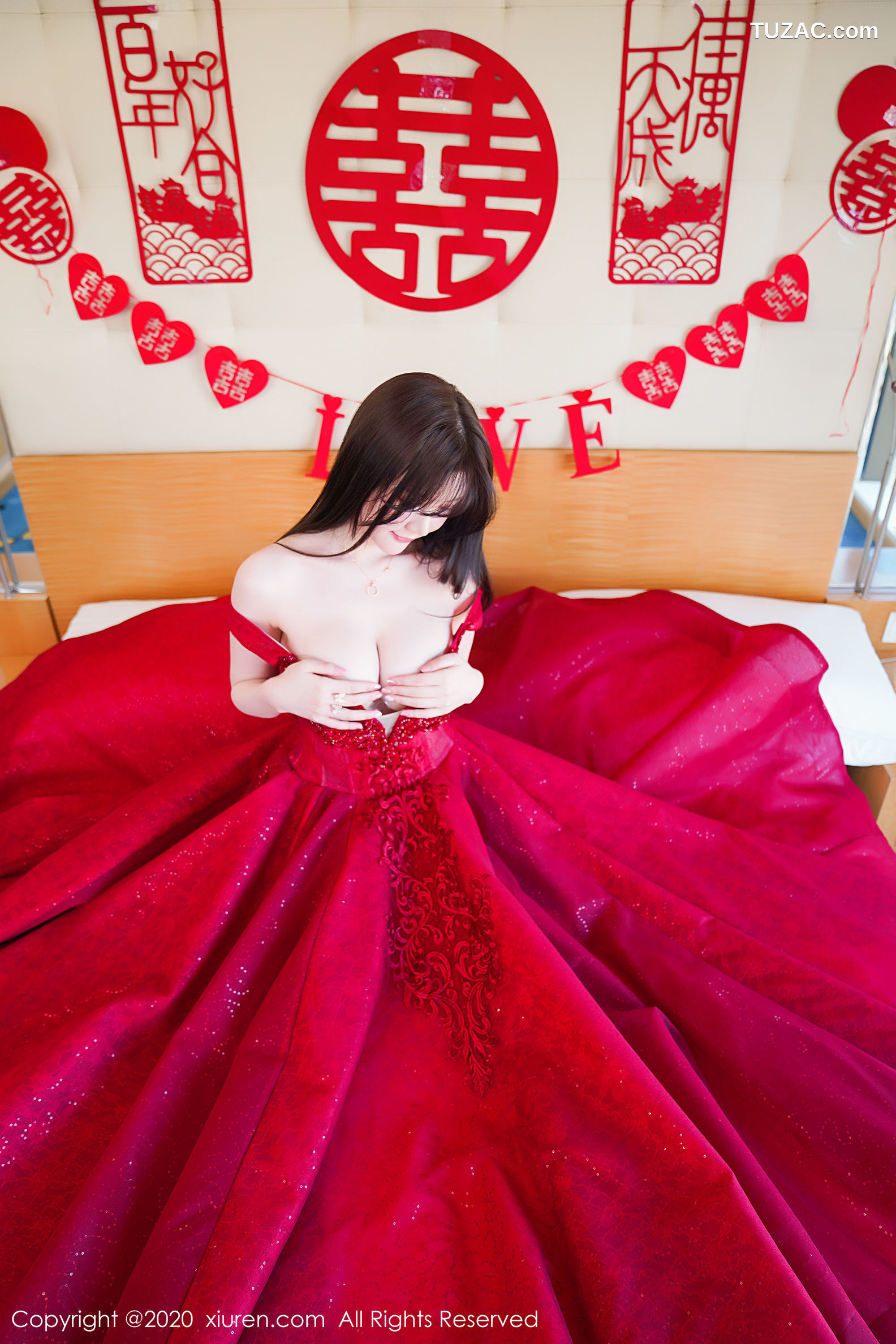 XiuRen秀人网-2058-糯美子-《新娘主题》-2020.03.13