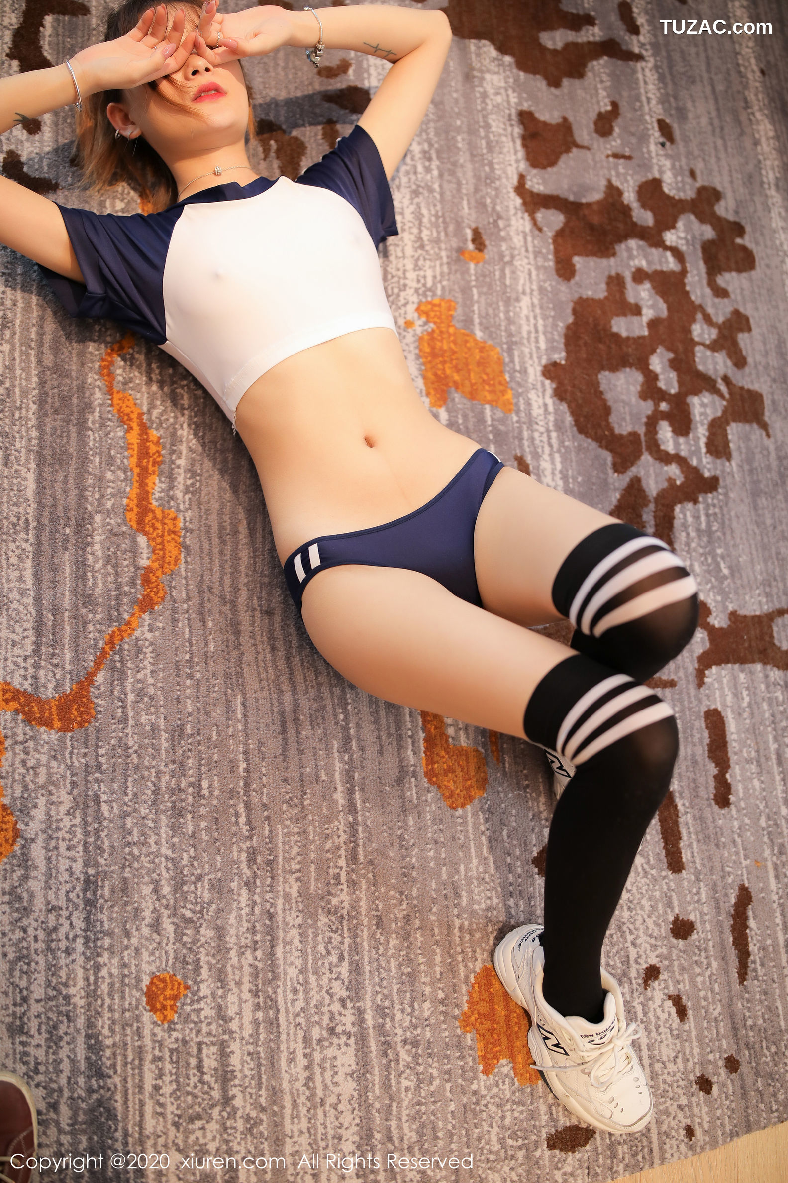 XiuRen秀人网-2102-Bonnie周熙-《身材高挑苗条的妹子》-2020.03.26