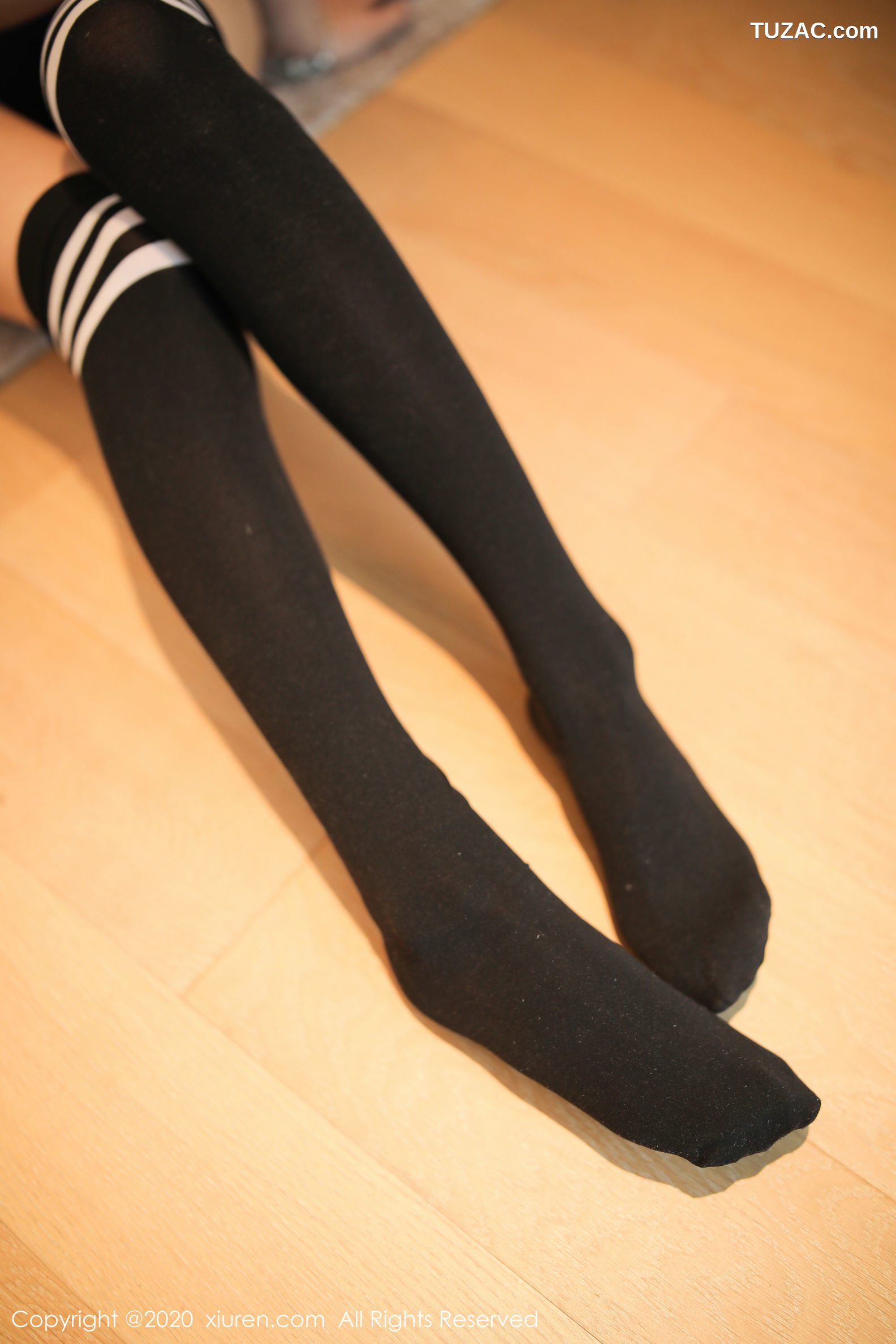 XiuRen秀人网-2102-Bonnie周熙-《身材高挑苗条的妹子》-2020.03.26