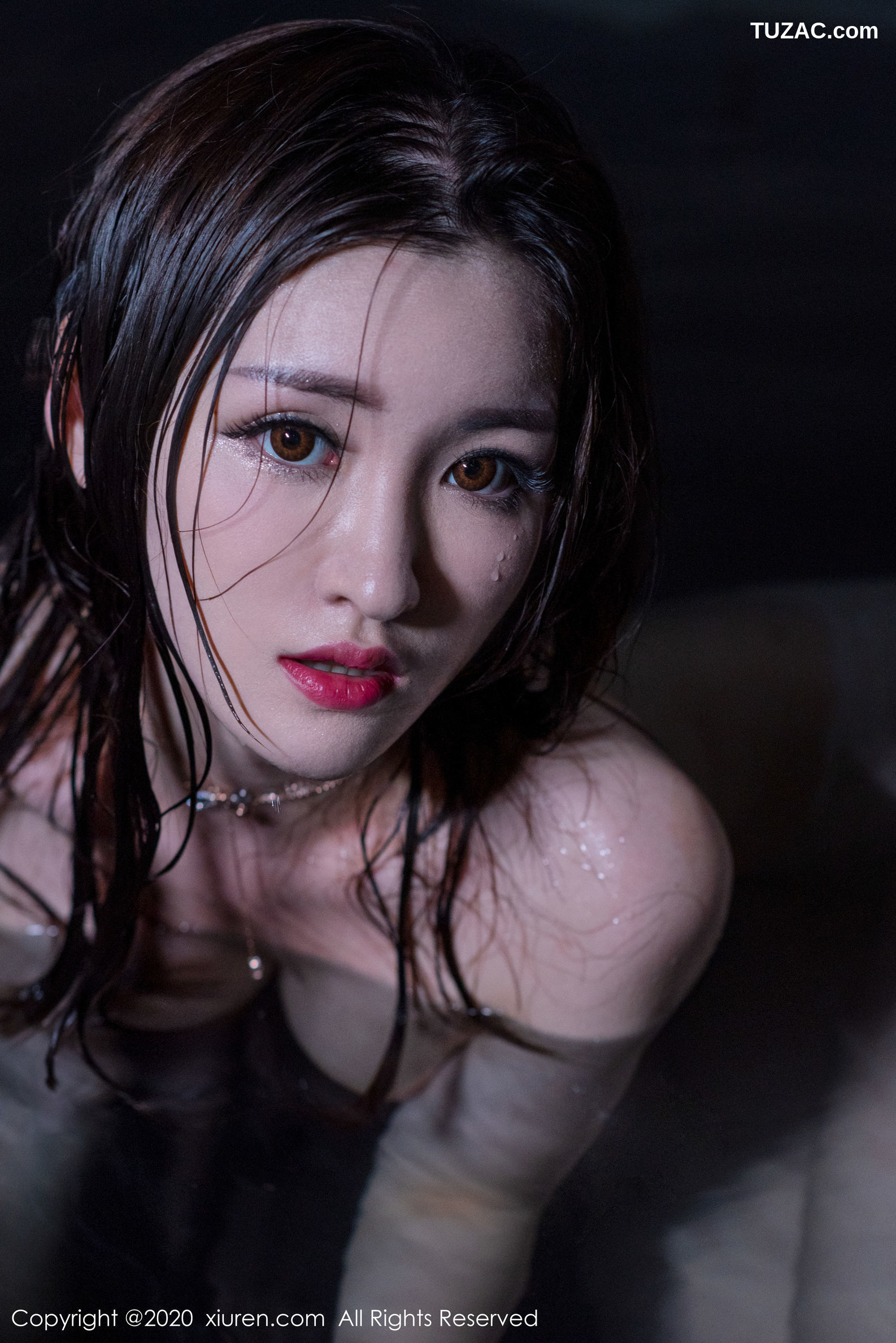 XiuRen秀人网-2116-沈梦瑶-《温泉尤物》-2020.03.31