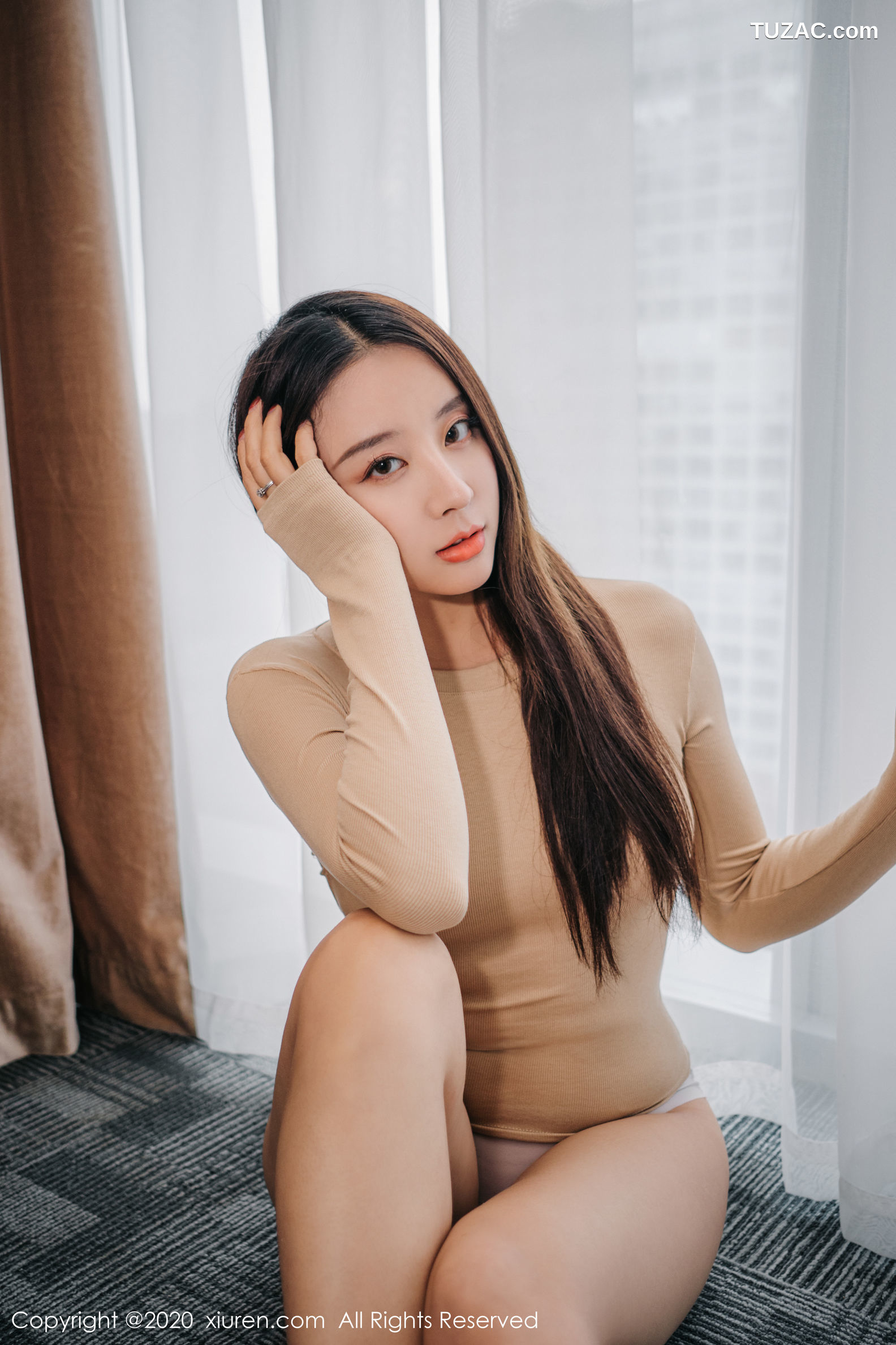 XiuRen秀人网-2124-筱慧-《魅惑姿态诱人》-2020.04.02