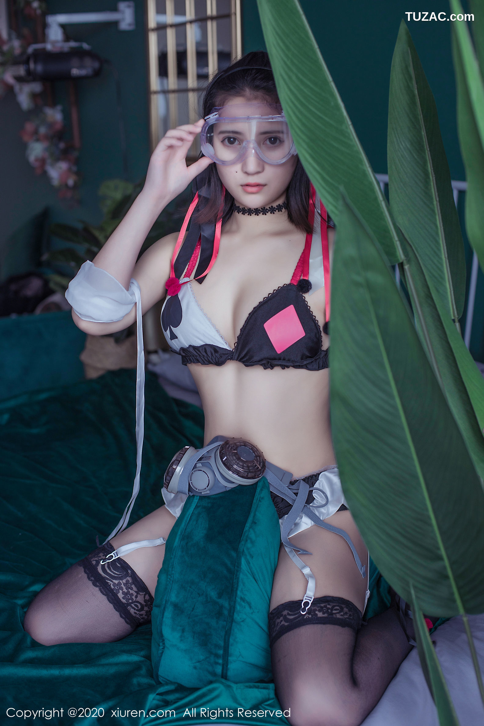 XiuRen秀人网-2138-久久-《发育过于超前的软妹子》-2020.04.09