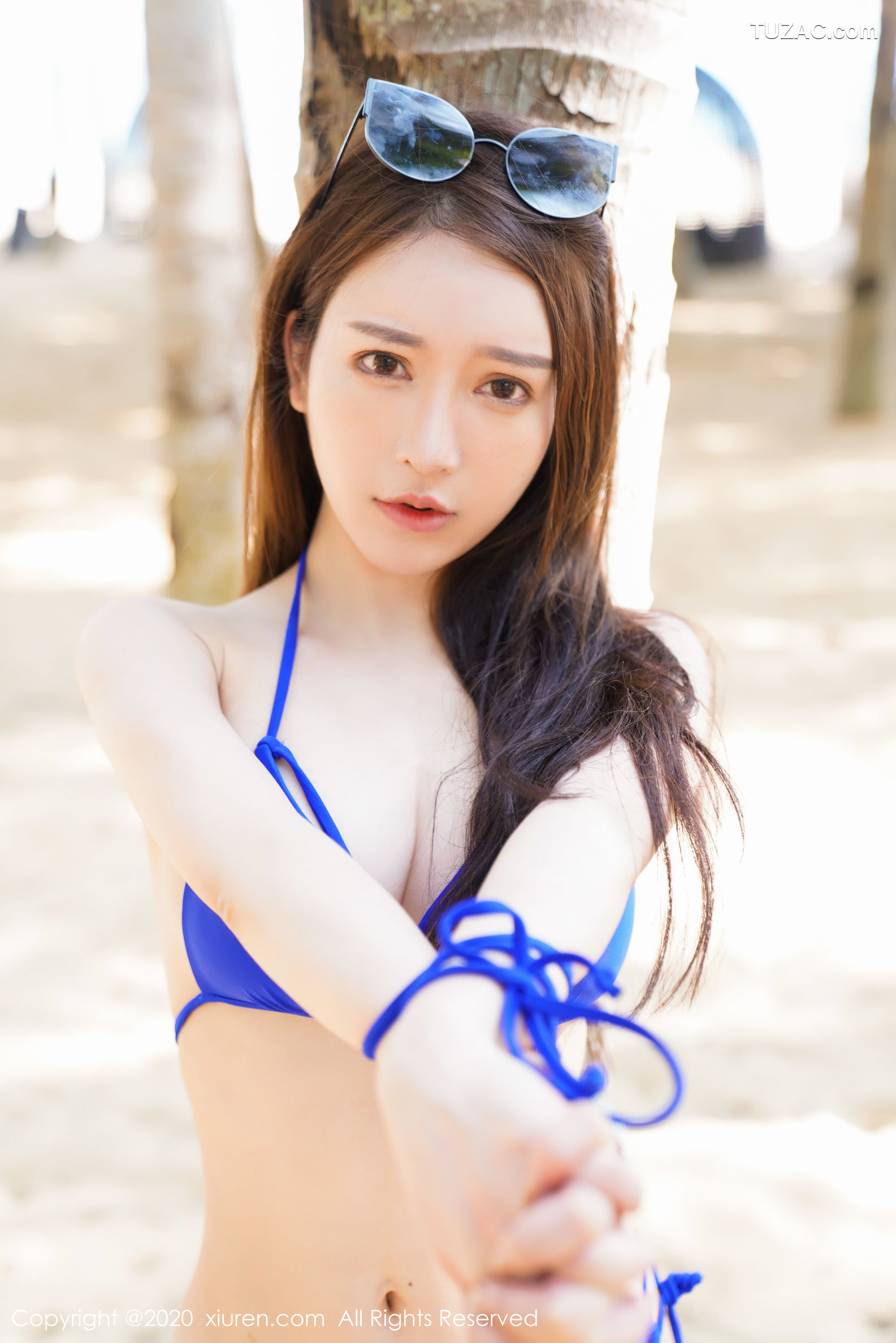 XiuRen秀人网-2152-玉兔Miki-《沙滩蓝色比基尼系列》-2020.04.14