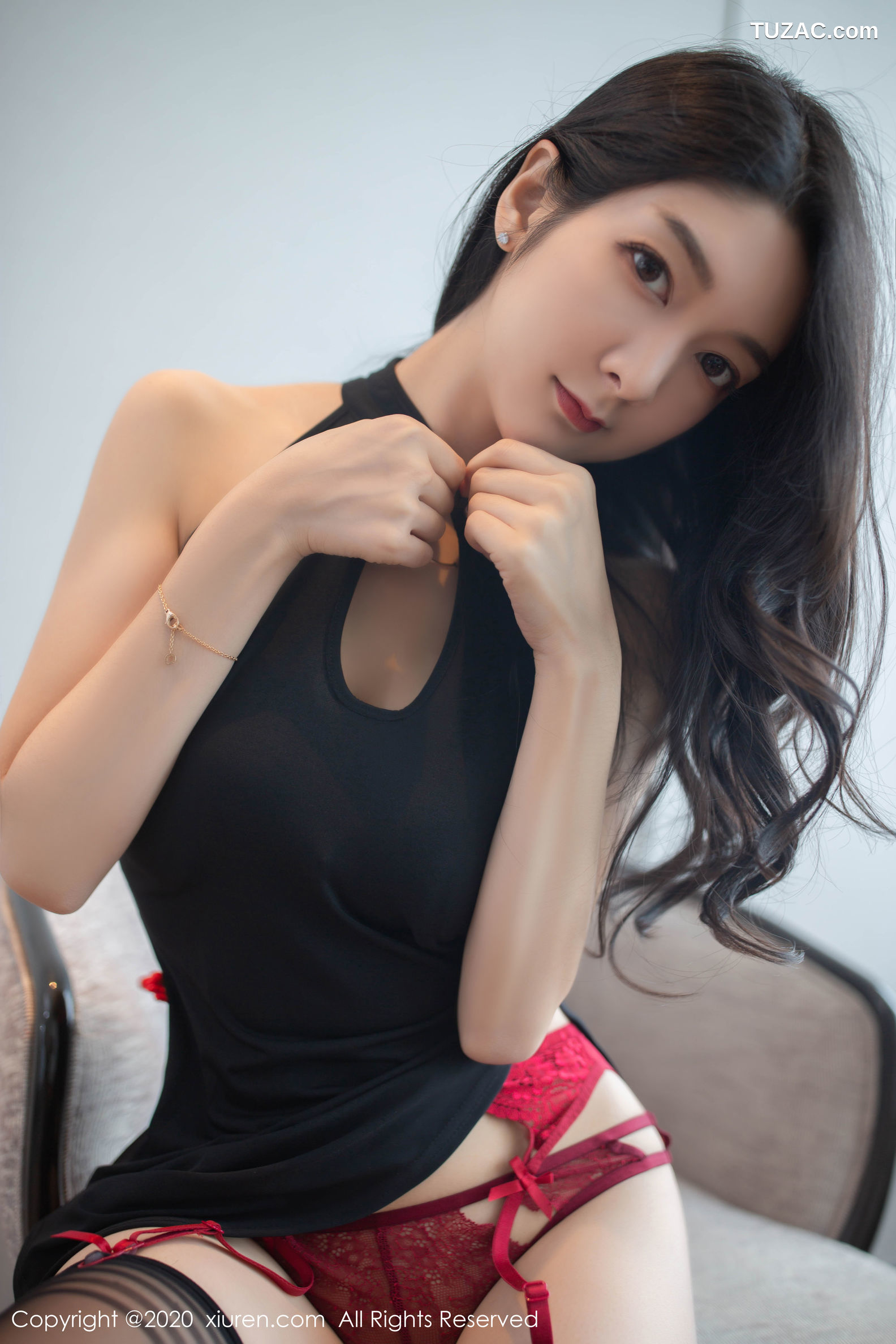 XiuRen秀人网-2177-小热巴-《高跟鞋与黑丝》-2020.04.21