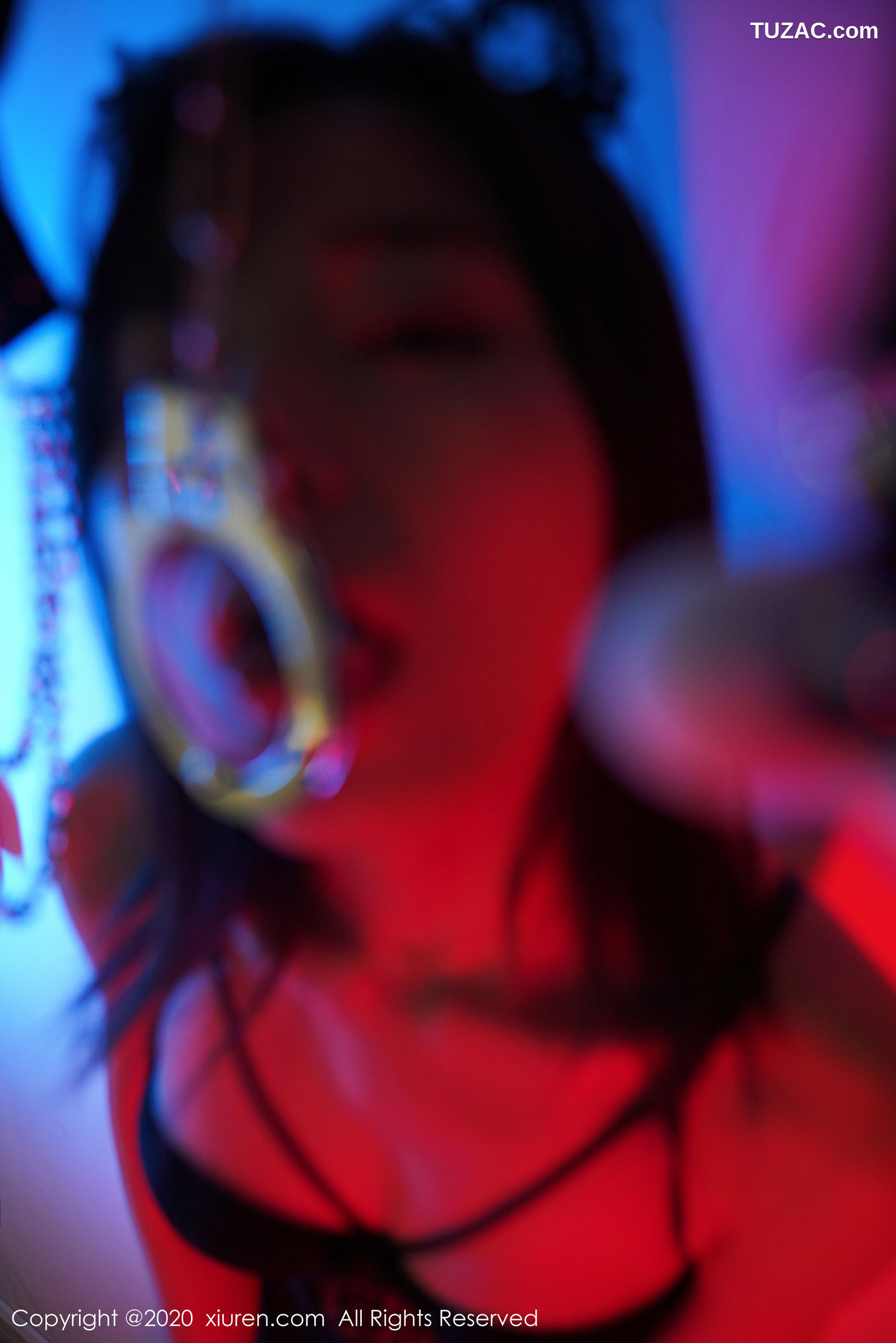 XiuRen秀人网-2178-仓井优香-《色彩与情趣之下的视觉冲击》-2020.04.22