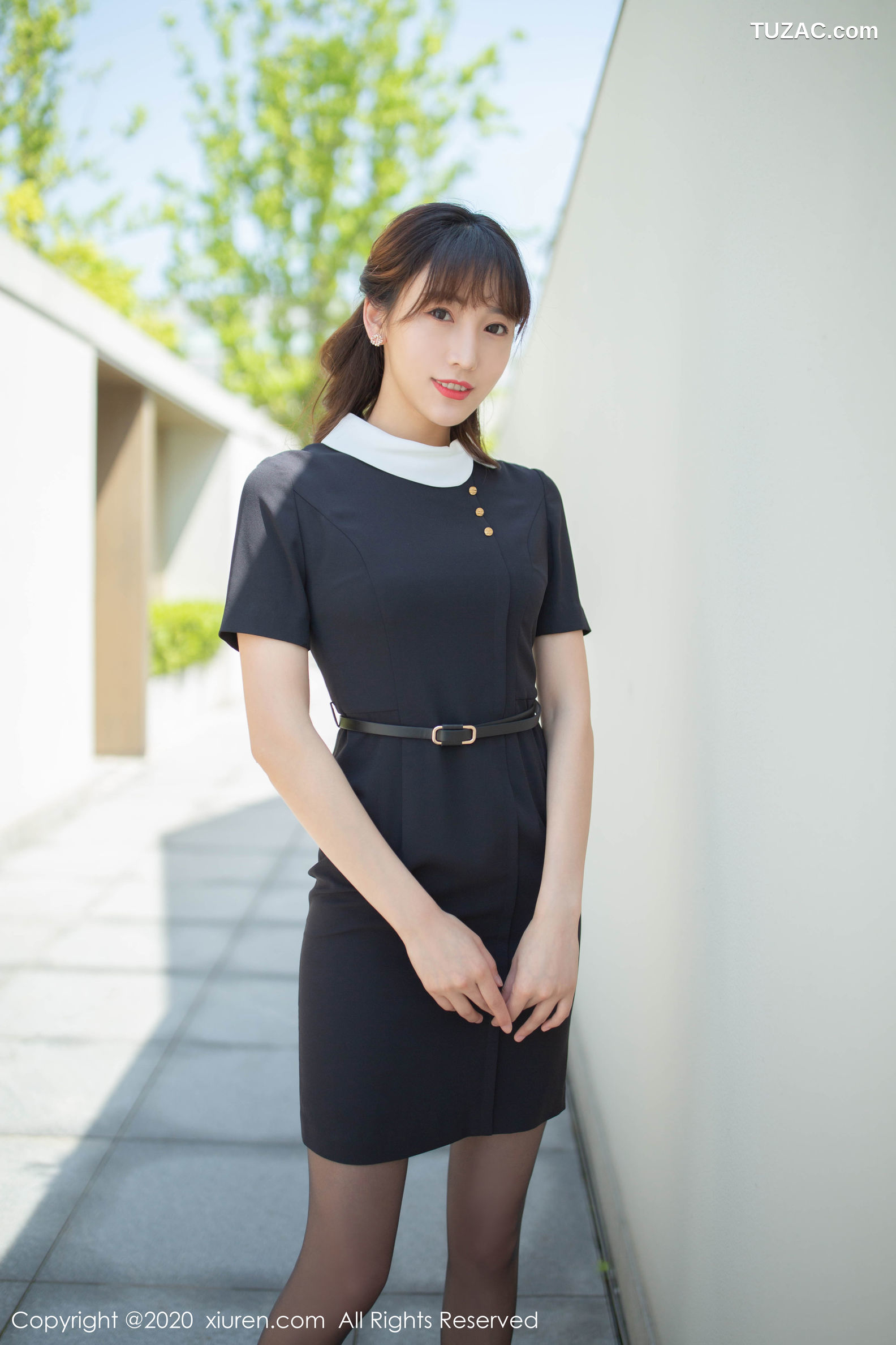 XiuRen秀人网-2185-陆萱萱-《连衣裙黑丝主题系列》-2020.04.23
