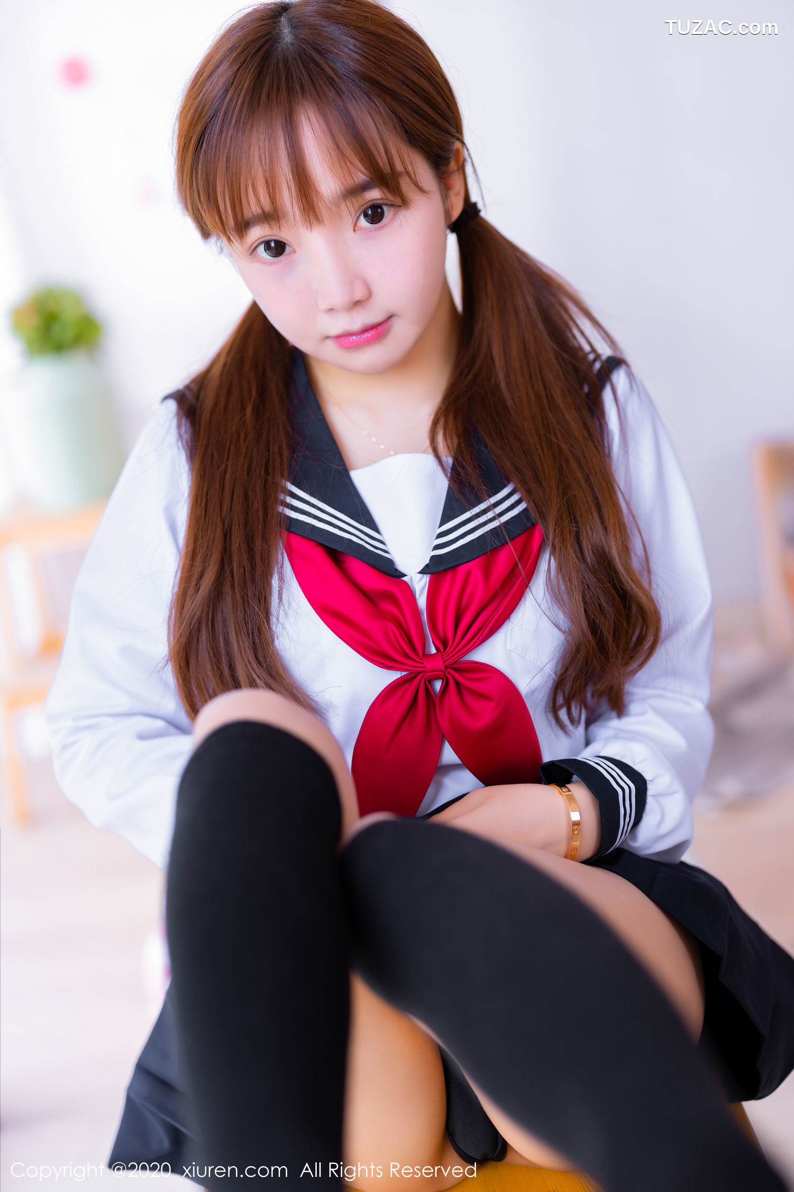 XiuRen秀人网-2196-团团子-《童颜巨乳JK制服》-2020.04.28
