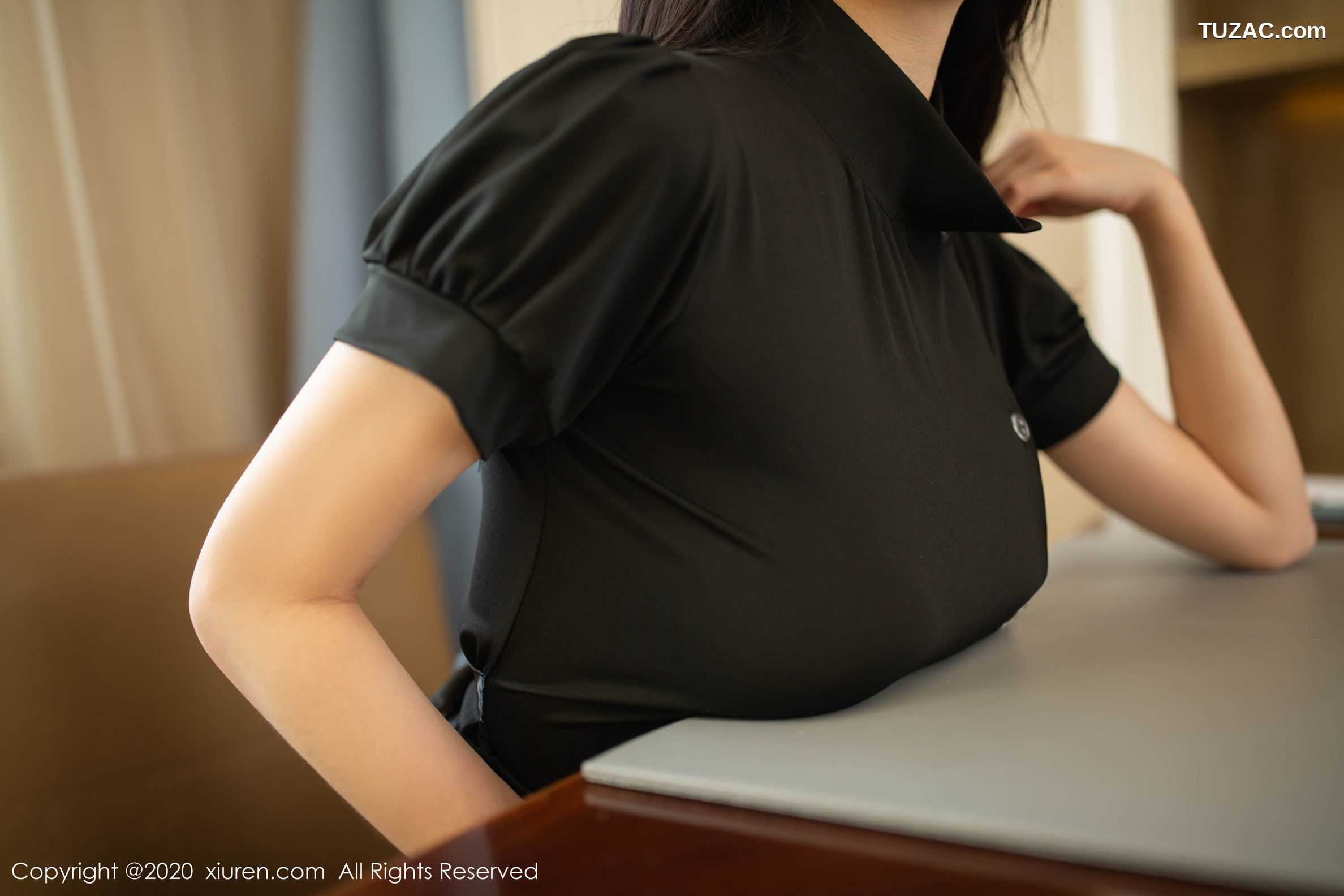 XiuRen秀人网-2197-安然Maleah-《黑丝制服诱惑》-2020.04.28