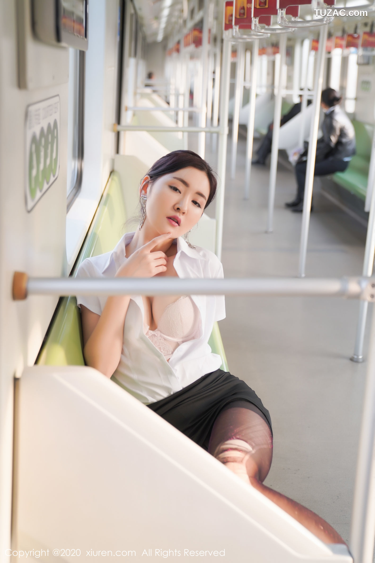 XiuRen秀人网-2202-沈梦瑶-《秘书制服视觉魅惑》-2020.04.29
