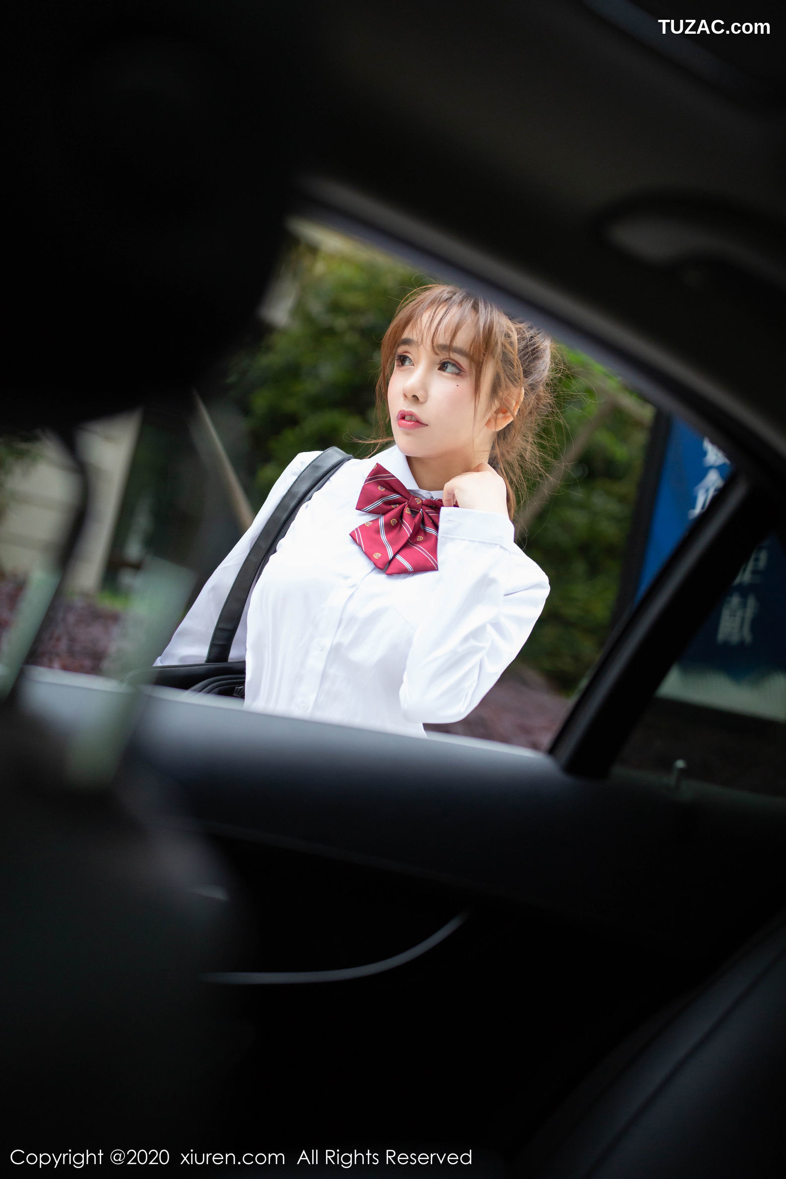 XiuRen秀人网-2225-陶喜乐-《司机与老板女儿主题系列》-2020.05.07