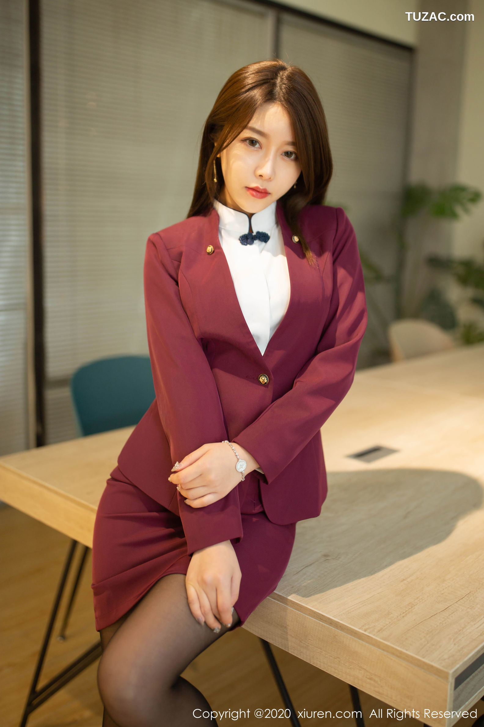 XiuRen秀人网-2251-夏诗雯Sally-《职场Boss》-2020.05.15